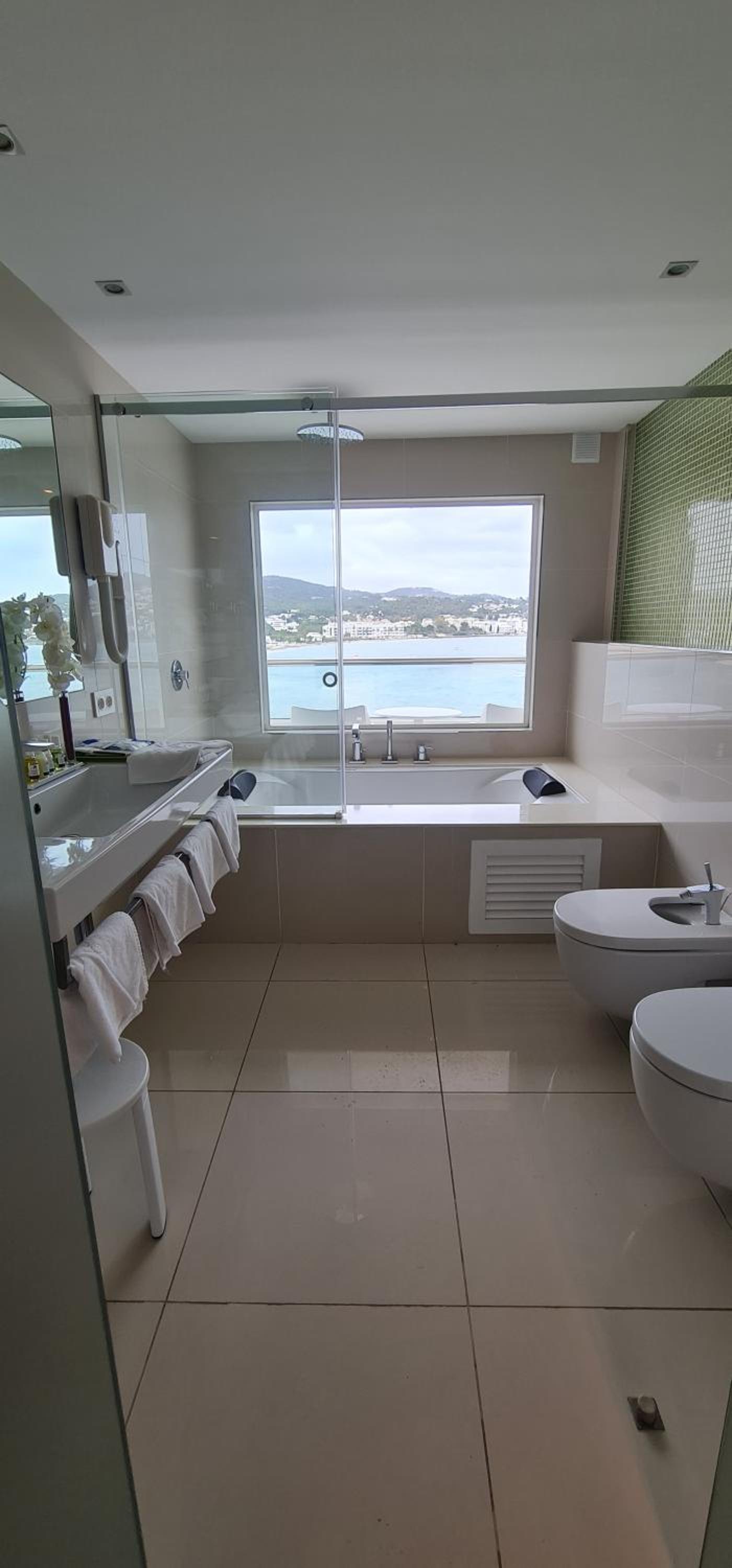 Family Suite - Photo 6