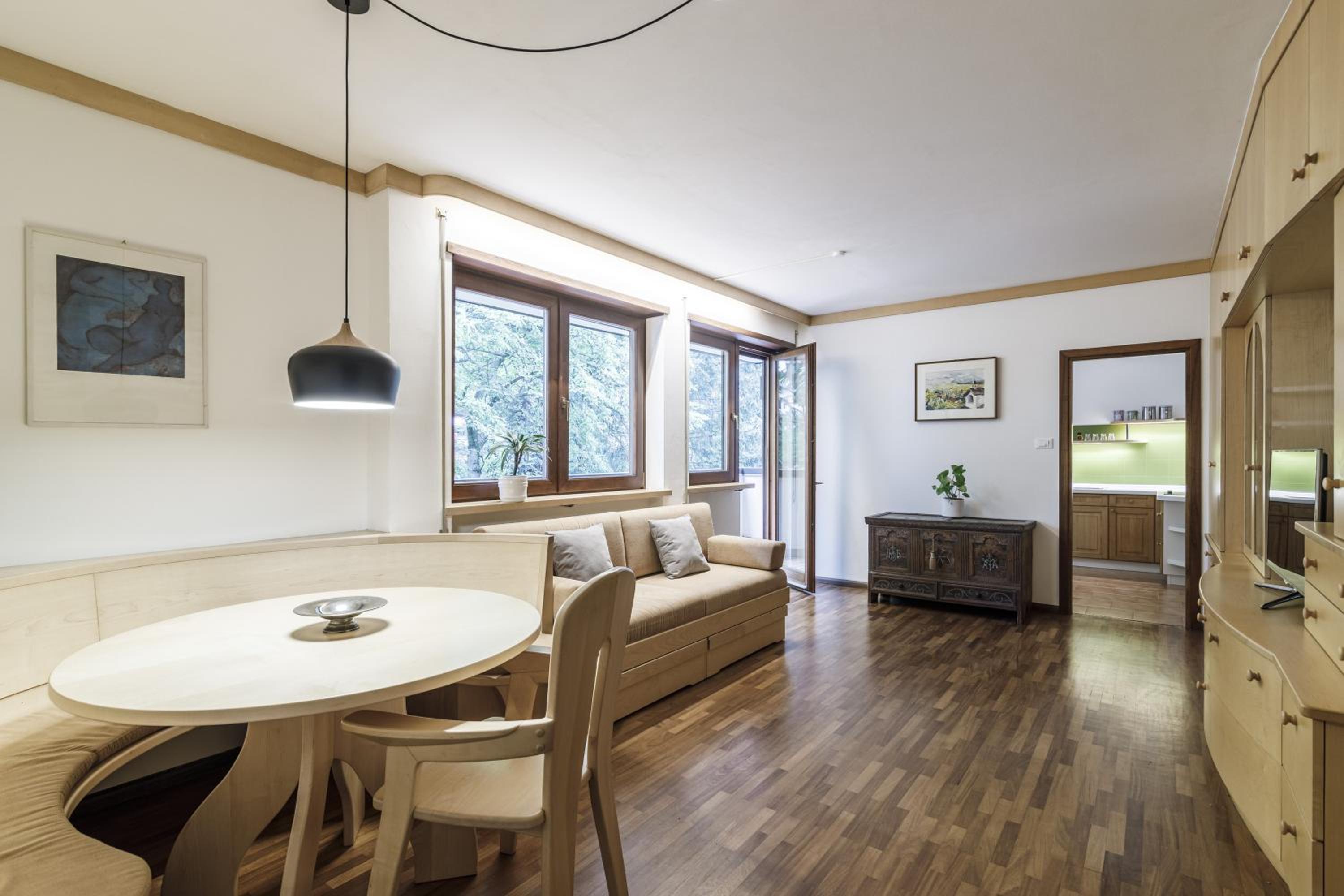 Superior One-Bedroom Apartment With Balcony