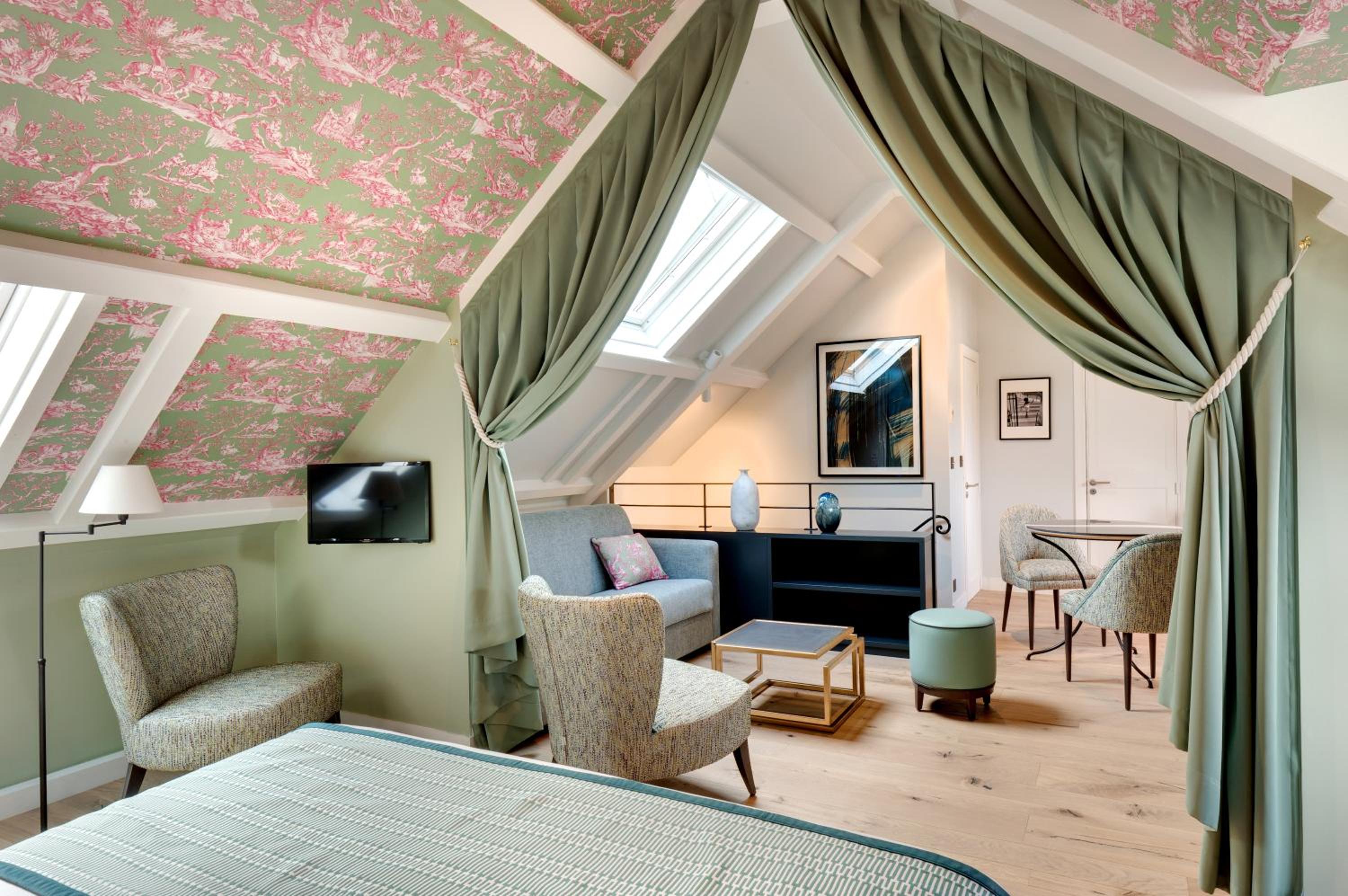 Penthouse Suite photo 1