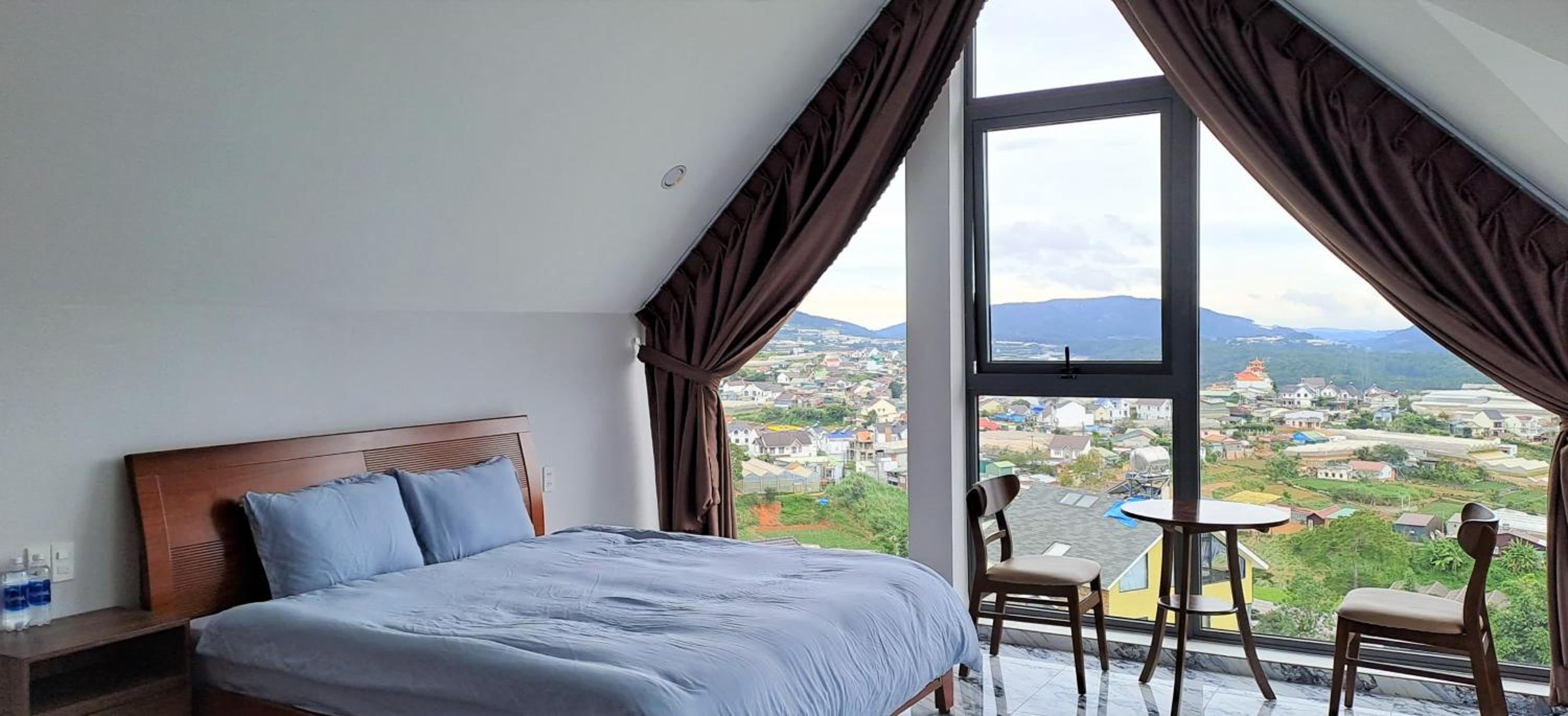 King Room With Mountain View