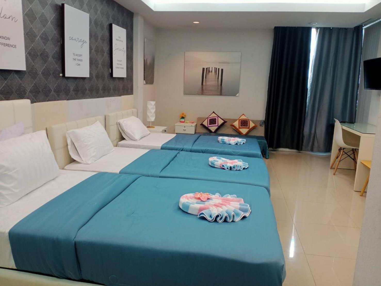 Superior Triple Room - Photo 1