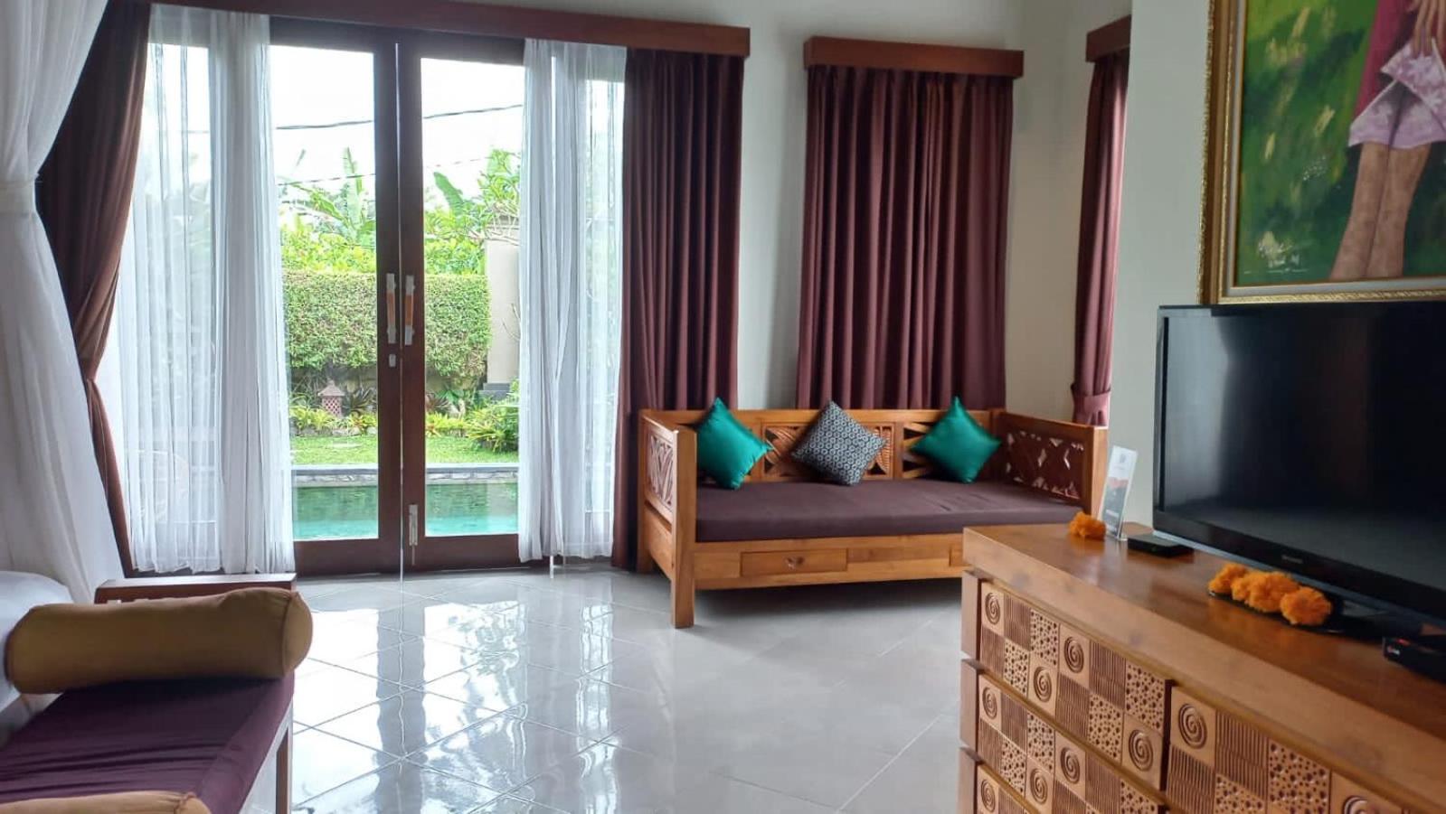 Paradise Suite Villa with Private Pool and Rice Field View