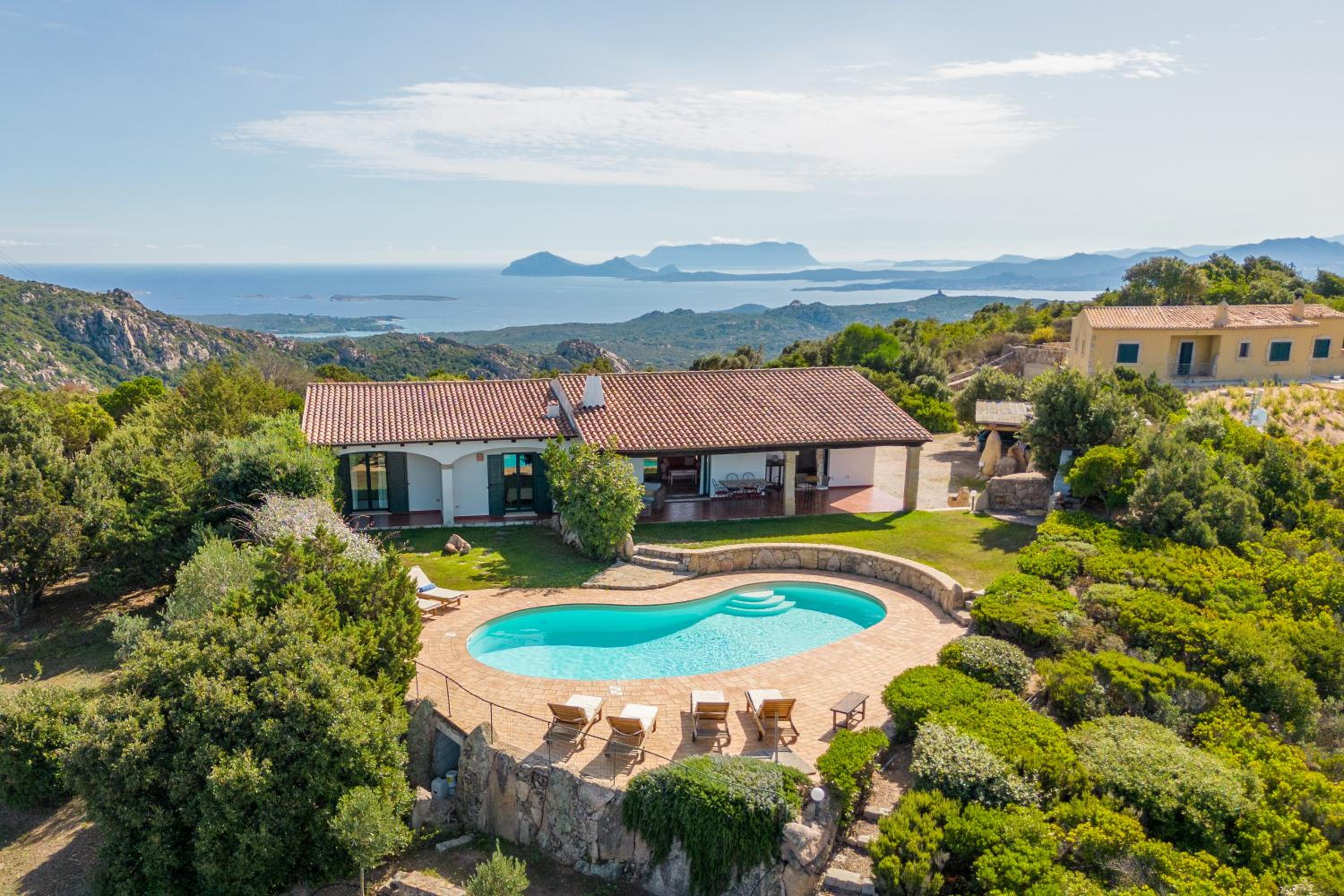 Villa with Sea View - Photo 28