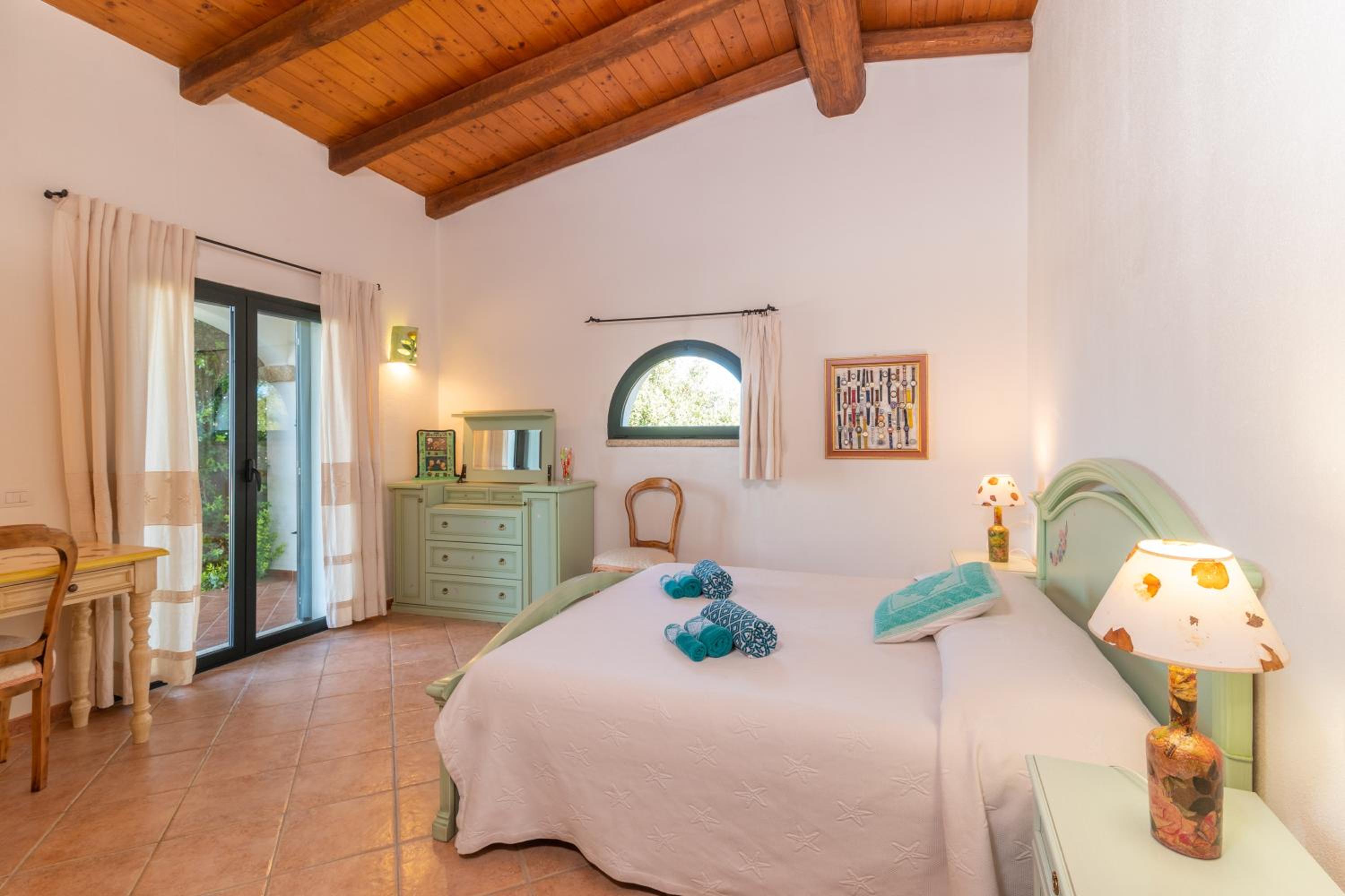 Villa with Sea View - Photo 13