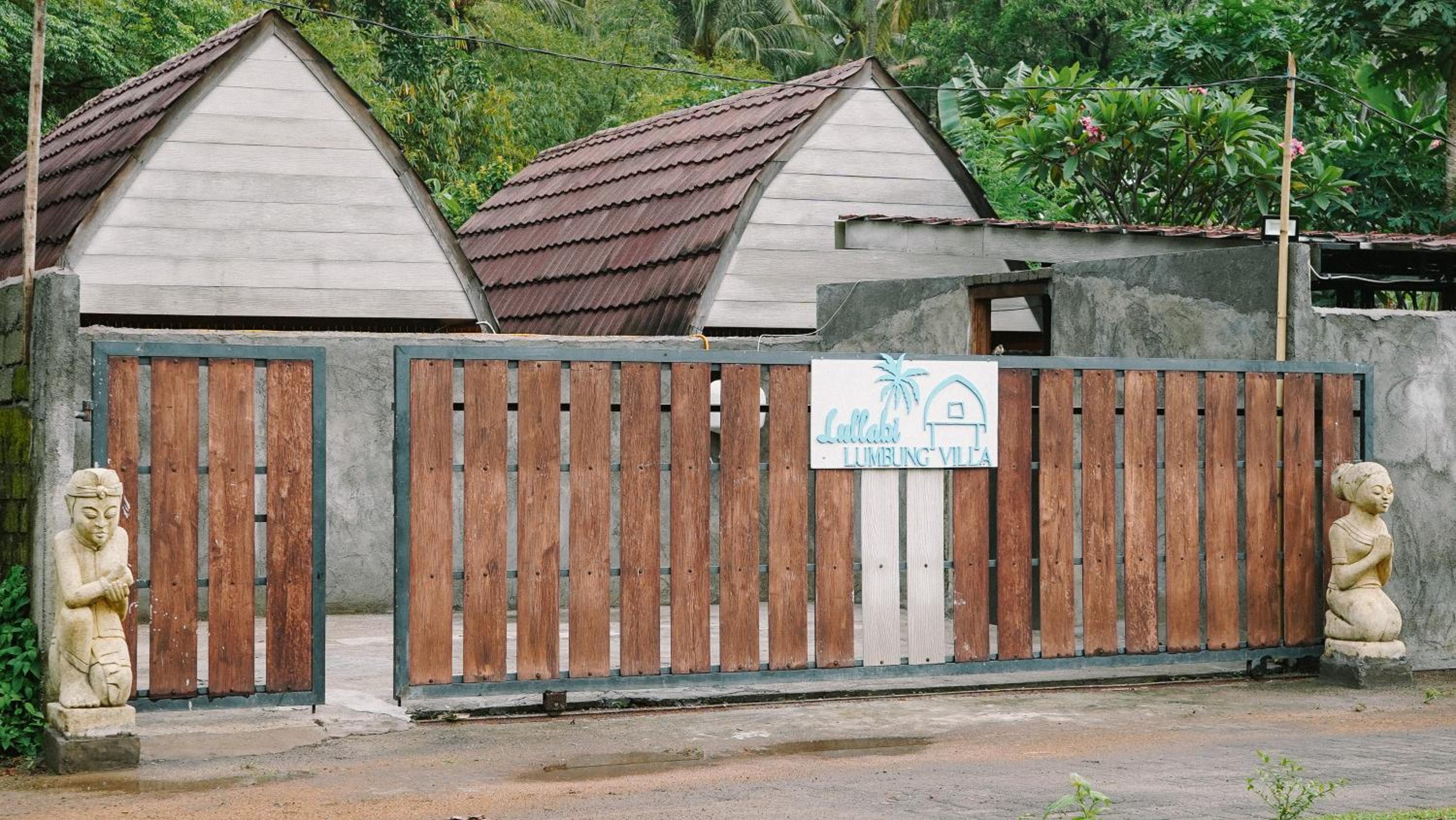 Two-Bedroom Villa - Photo 2