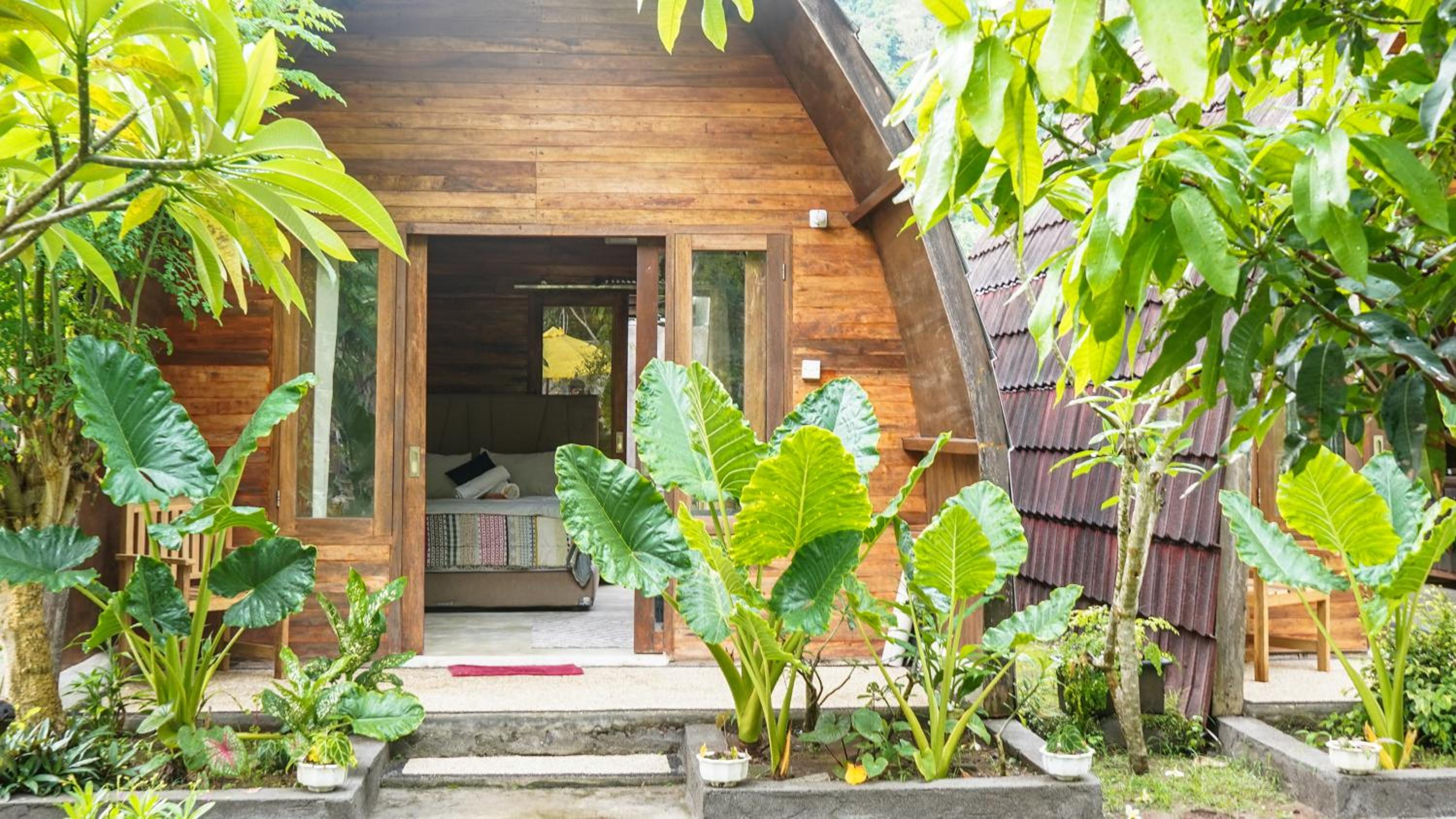 Two-Bedroom Villa - Photo 4