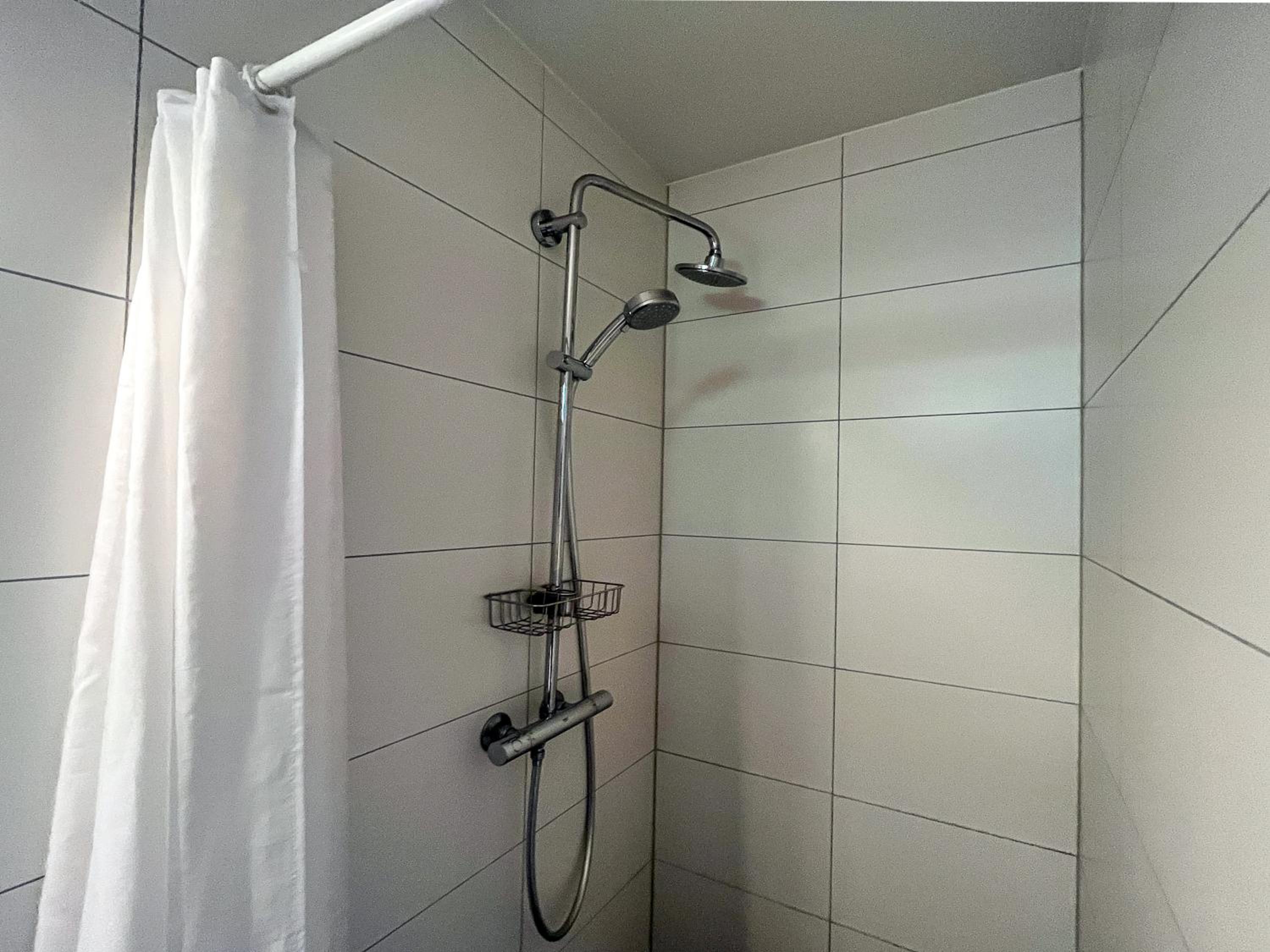 Two-Bedroom House - Photo 14