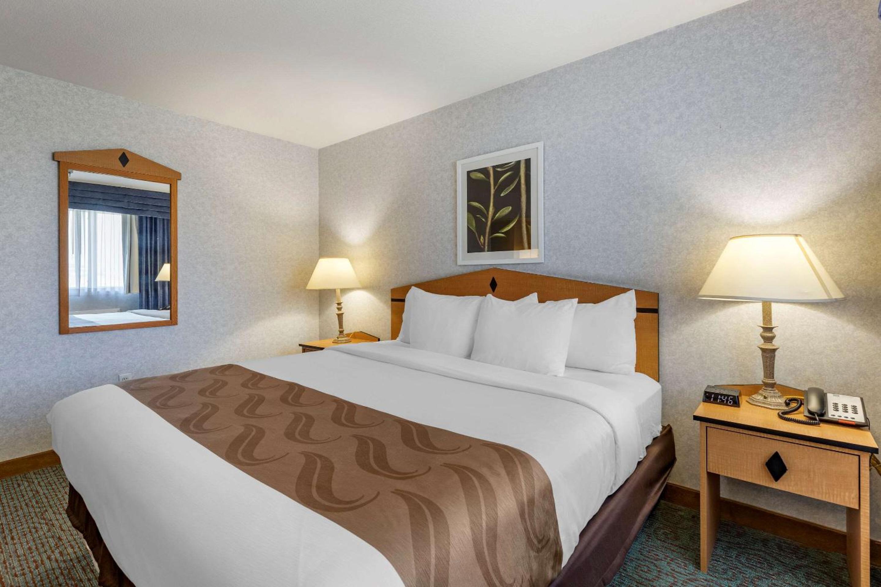 King Suite - Photo 1