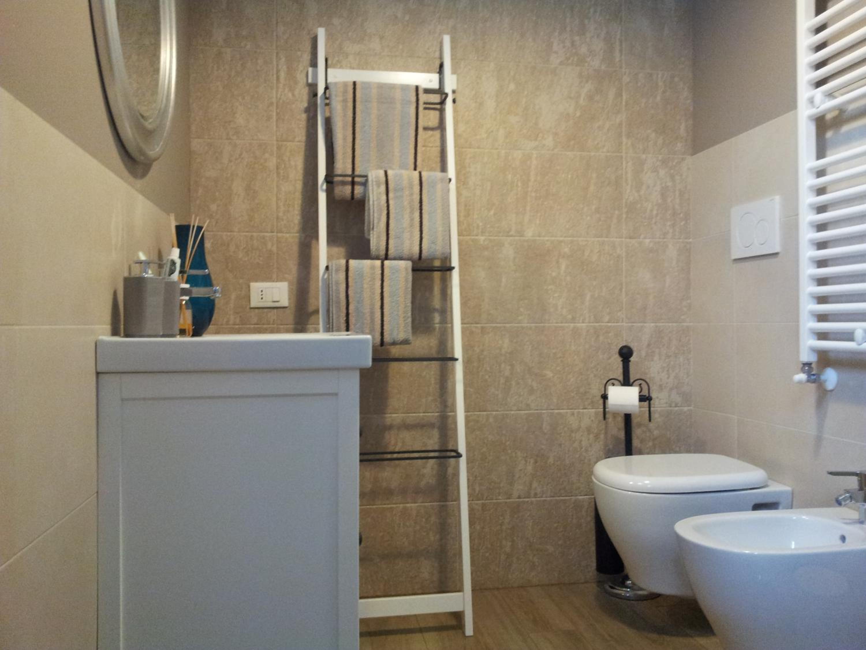 Double or Twin Room - Photo 2
