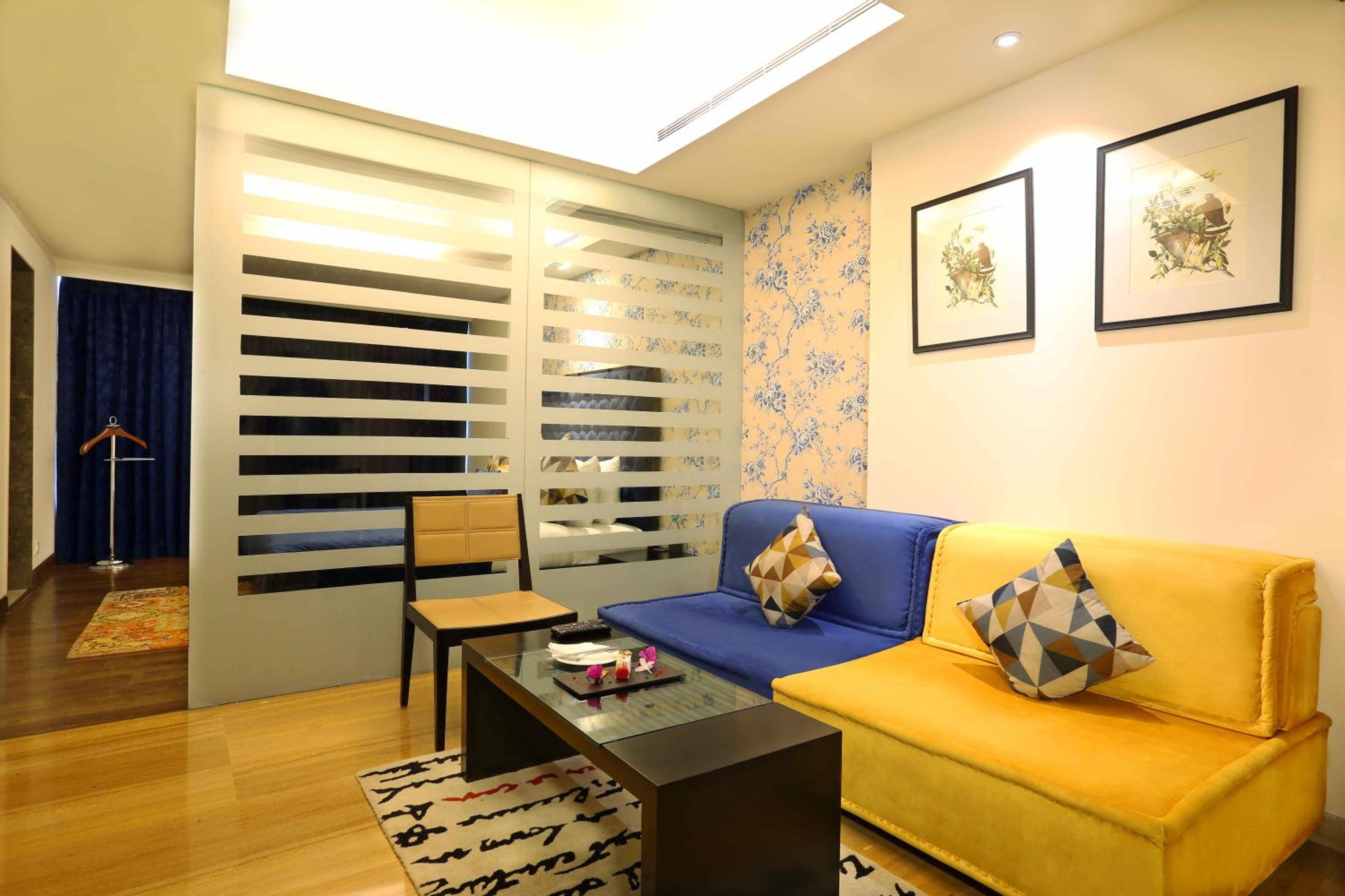 Suite - Photo 4