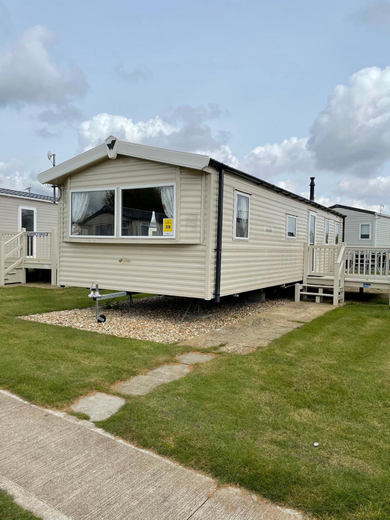 Caravan photo 1