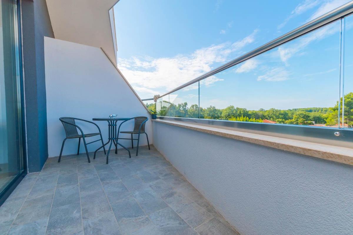 Double or Twin Room with Balcony photo 3