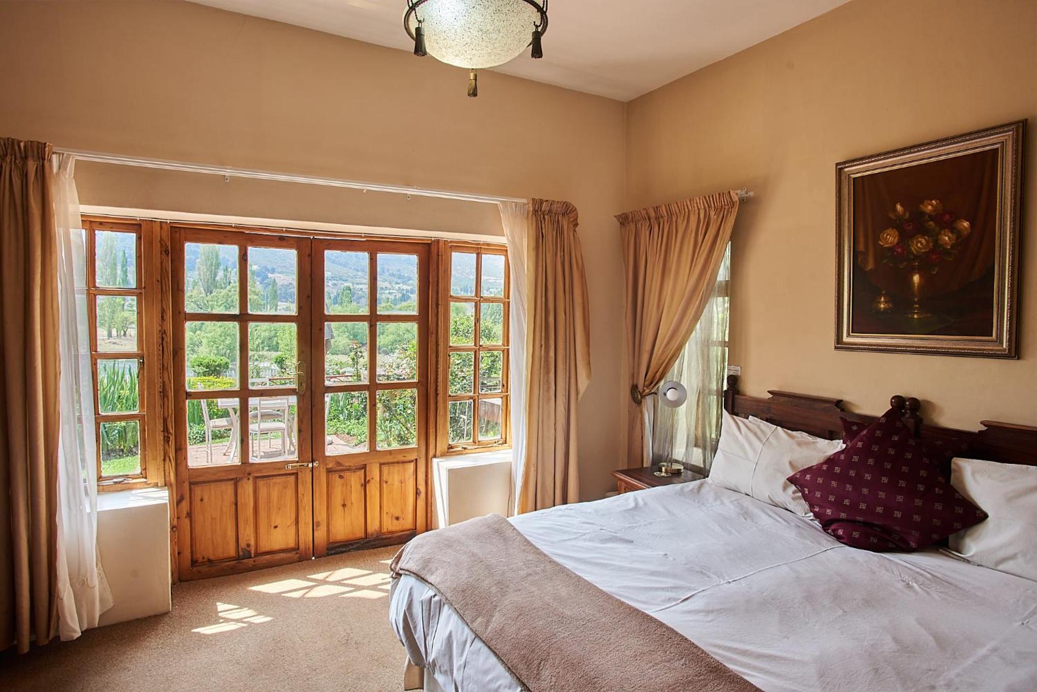 Deluxe Double or Twin Room with Mountain View photo 1
