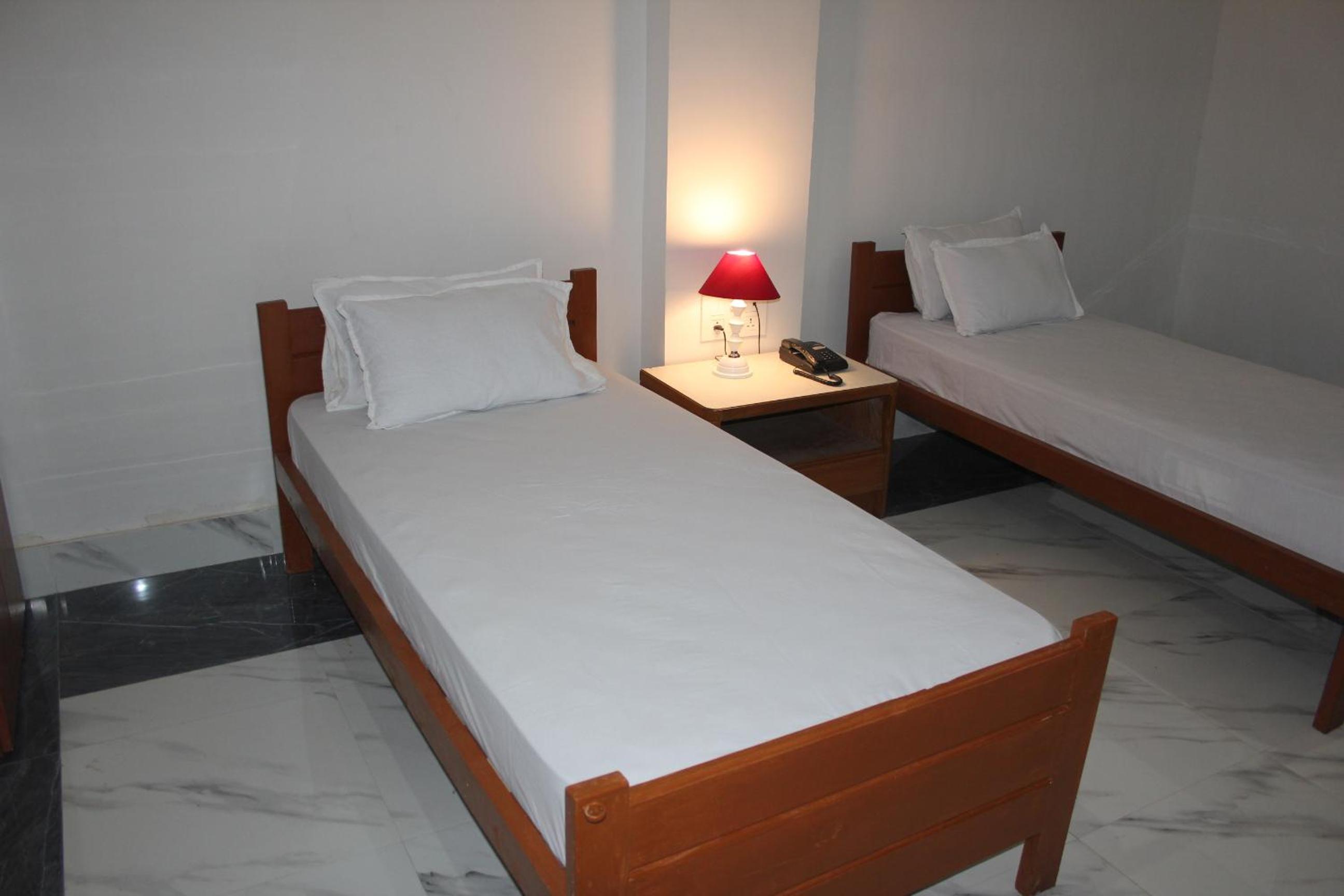Deluxe Double or Twin Room with Garden View - Photo 19