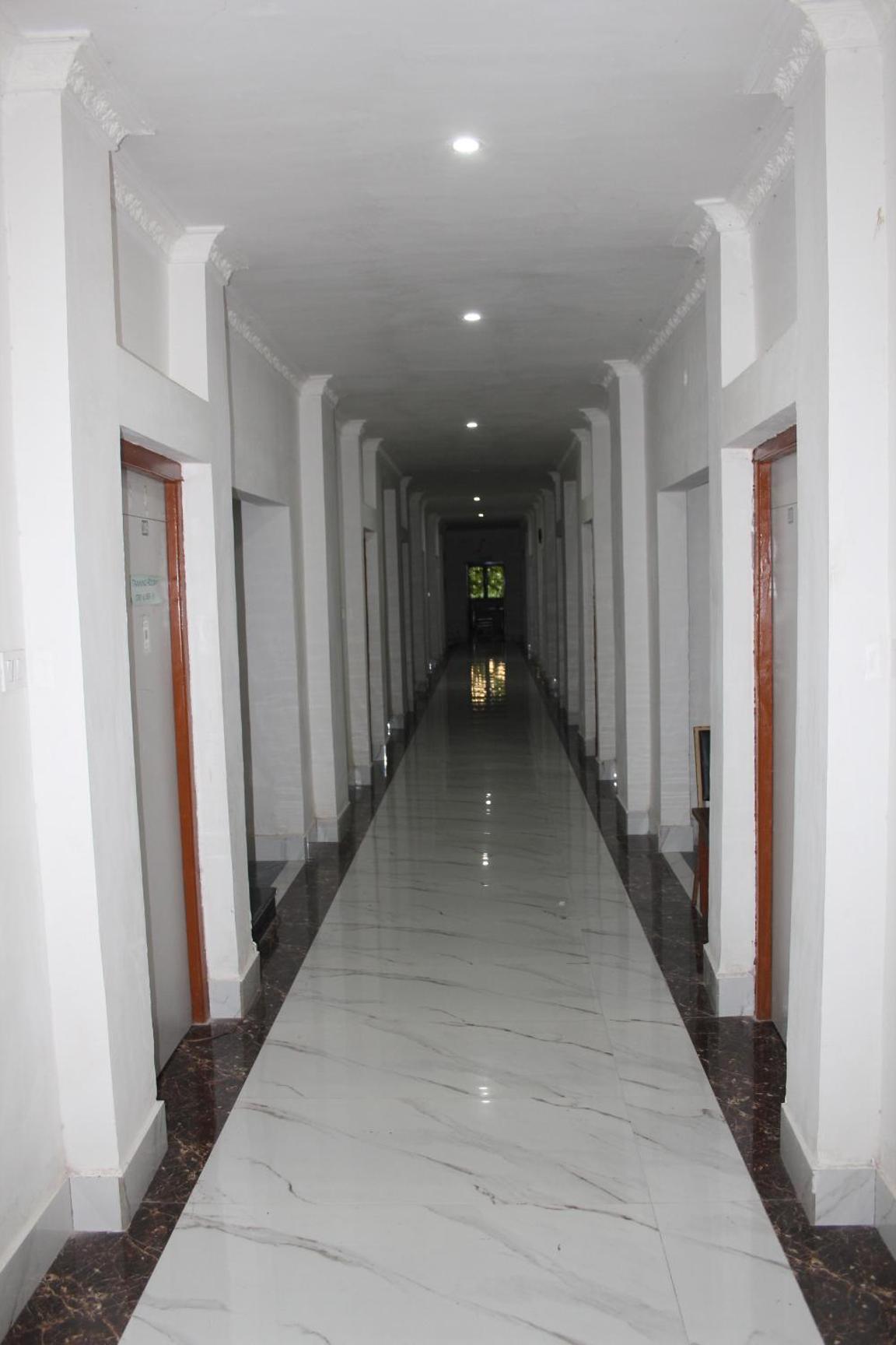Deluxe Double or Twin Room with Garden View - Photo 1
