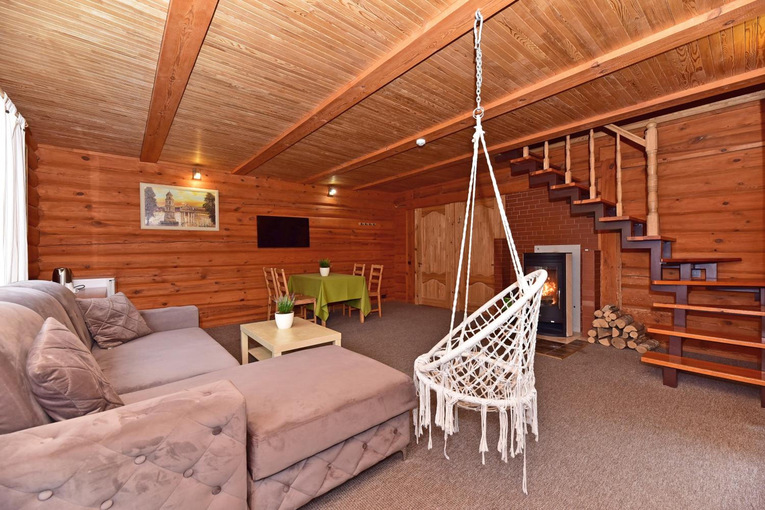 One-Bedroom House - Photo 9