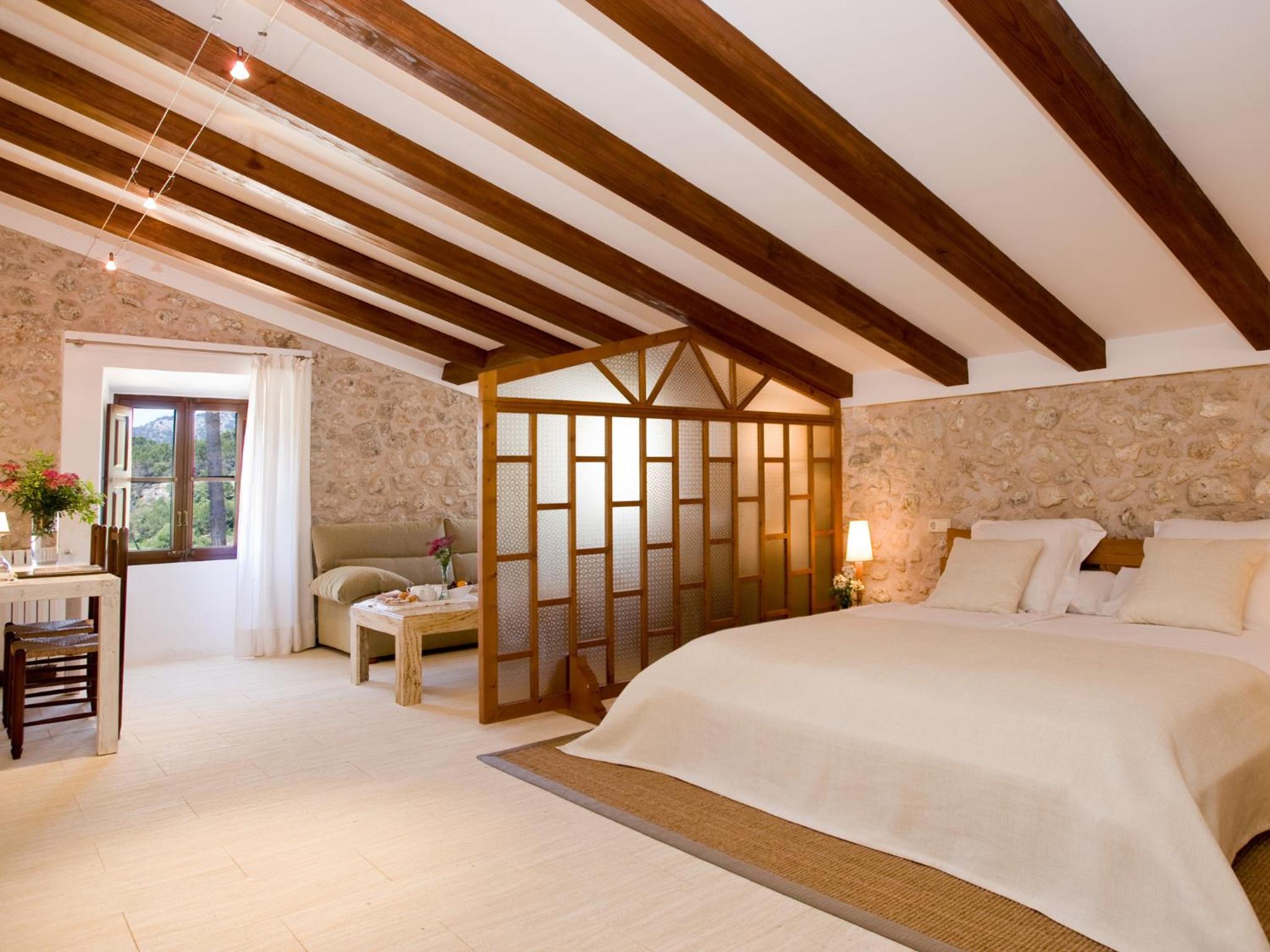 Suite - Photo 2