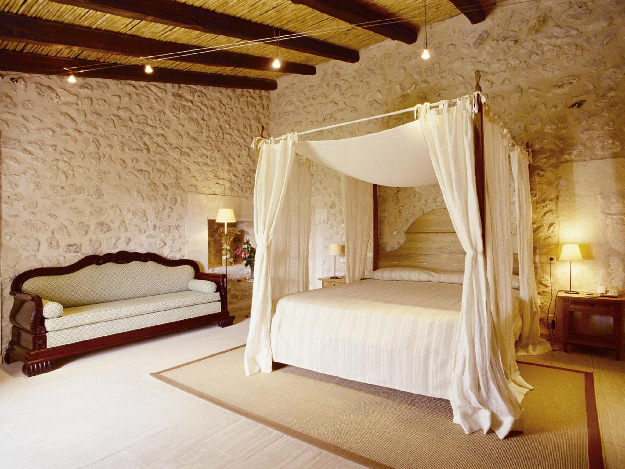 Suite - Photo 4