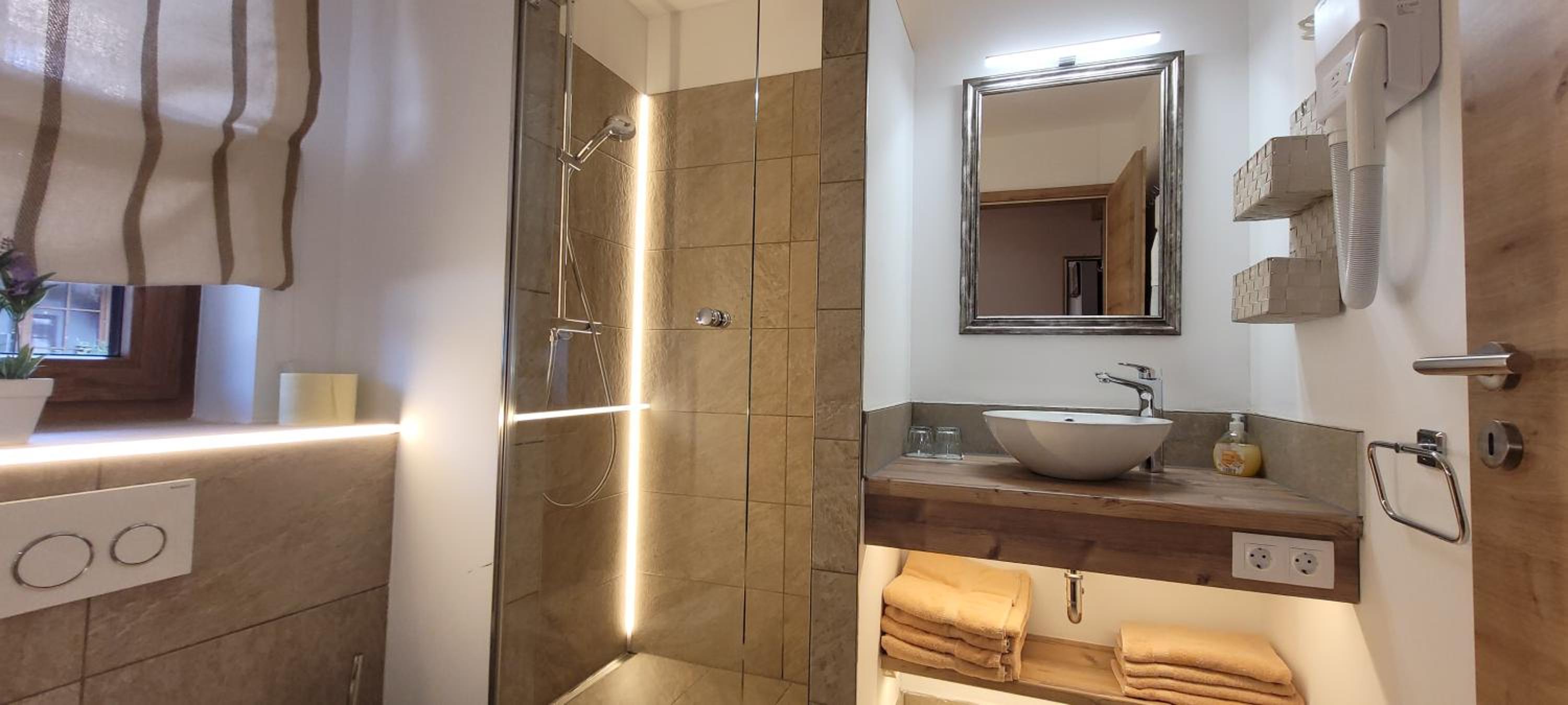 Apartment - Ground Floor photo 3