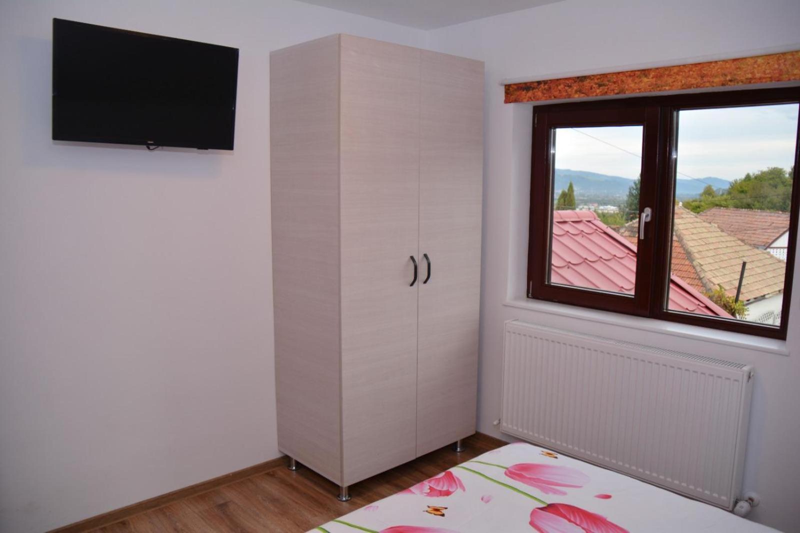 Budget Double Room photo 2