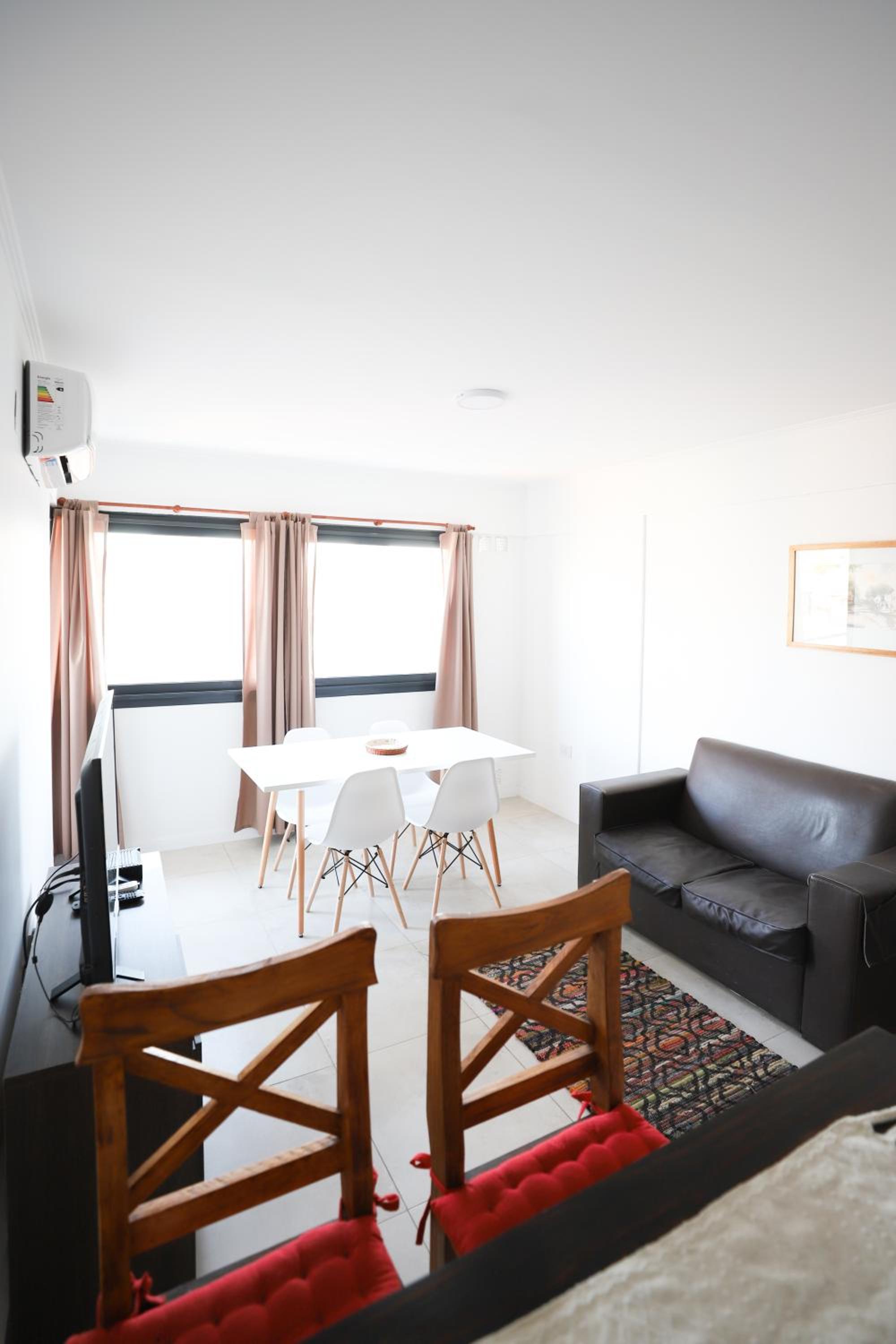 One-Bedroom Apartment photo 2