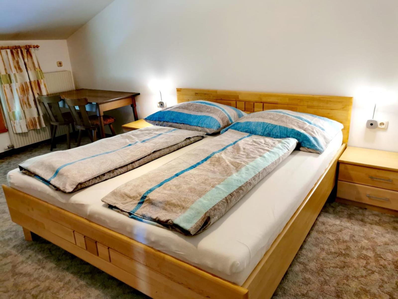 Apartment (6 Adults)