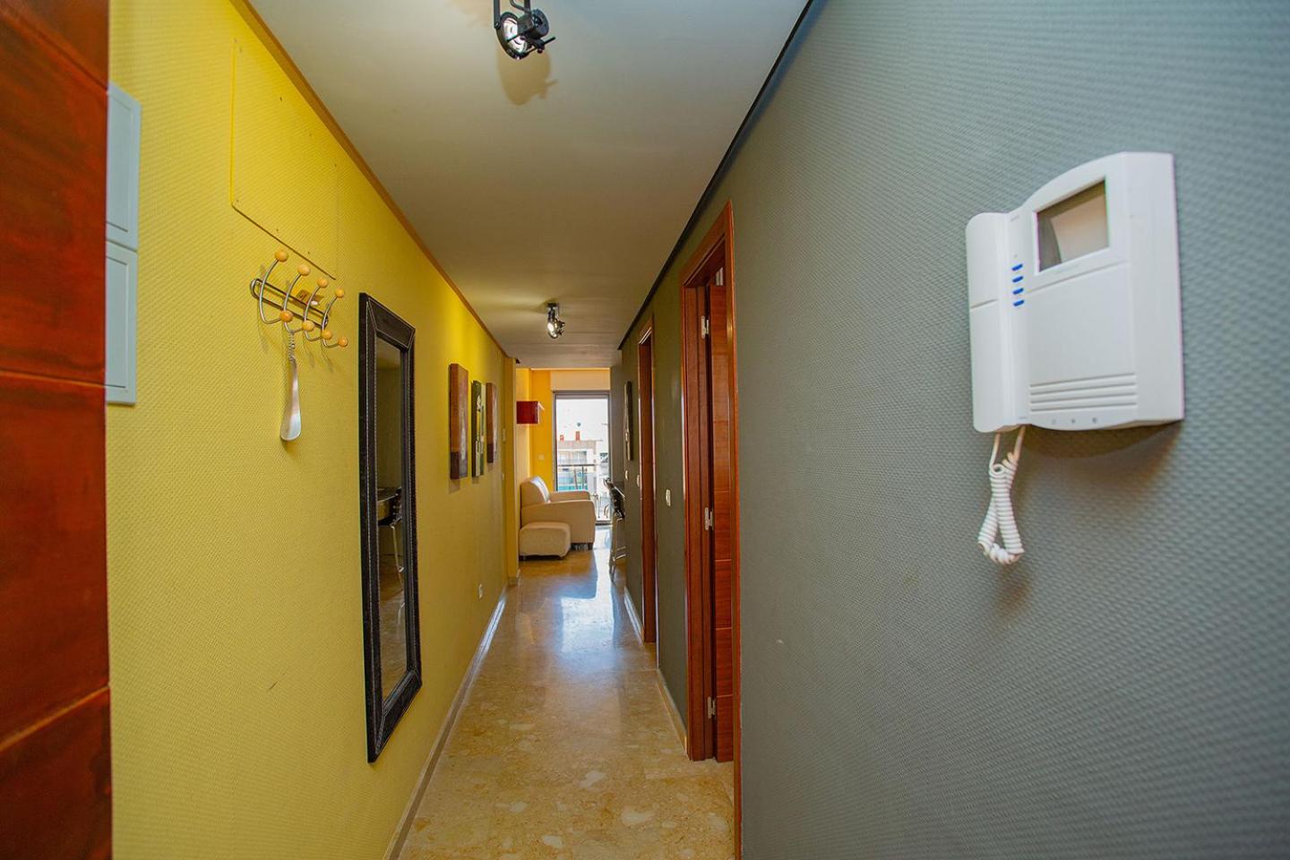 Apartamento con Terraza