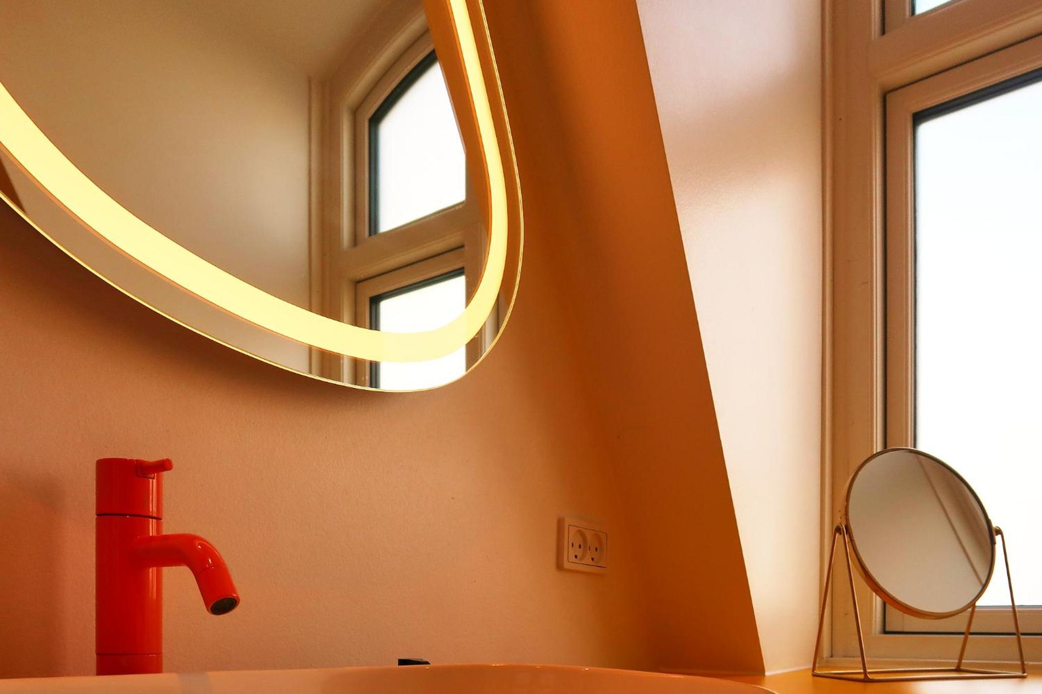 Suite - Photo 4