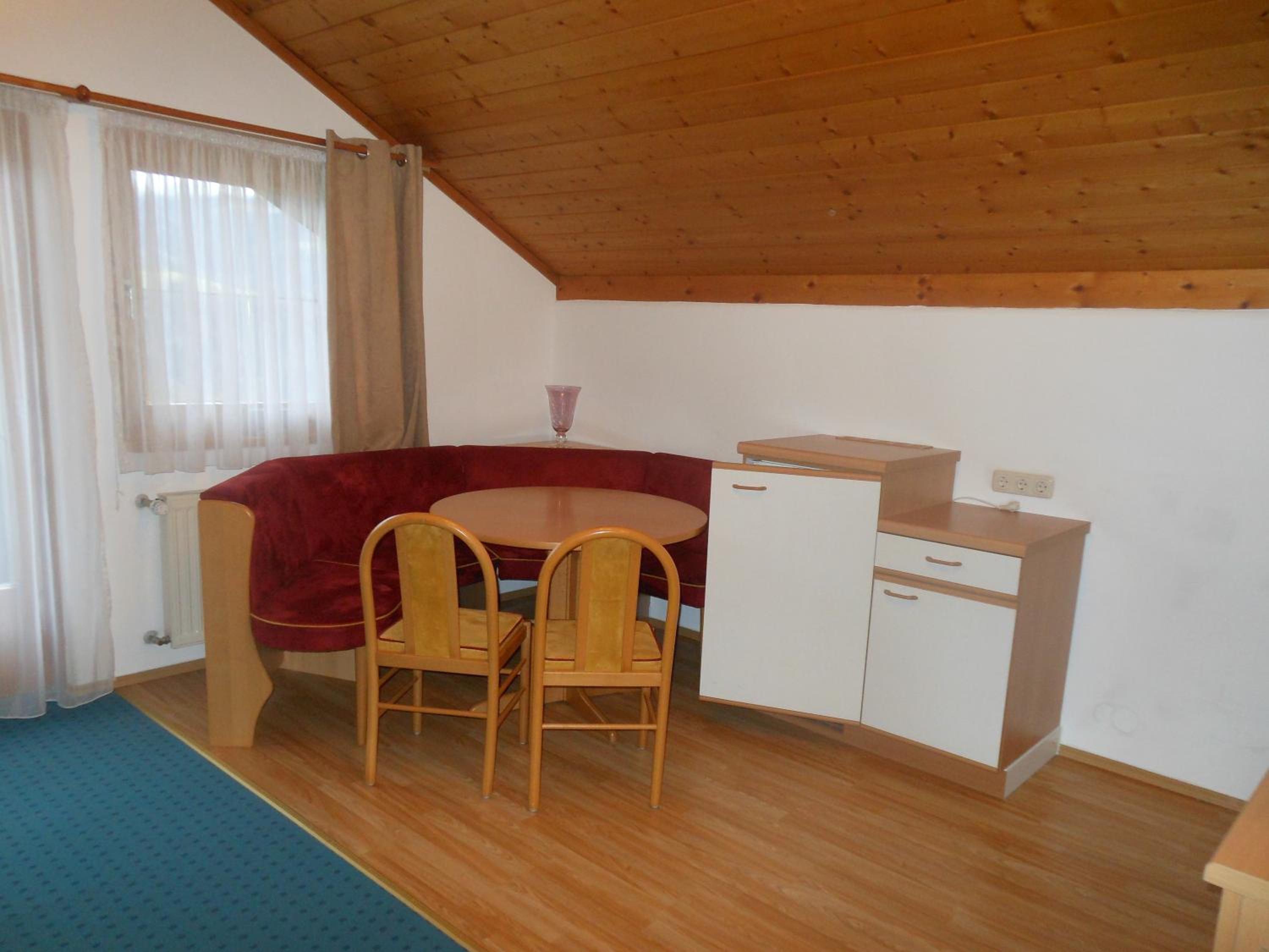 Studio Apartment photo 2