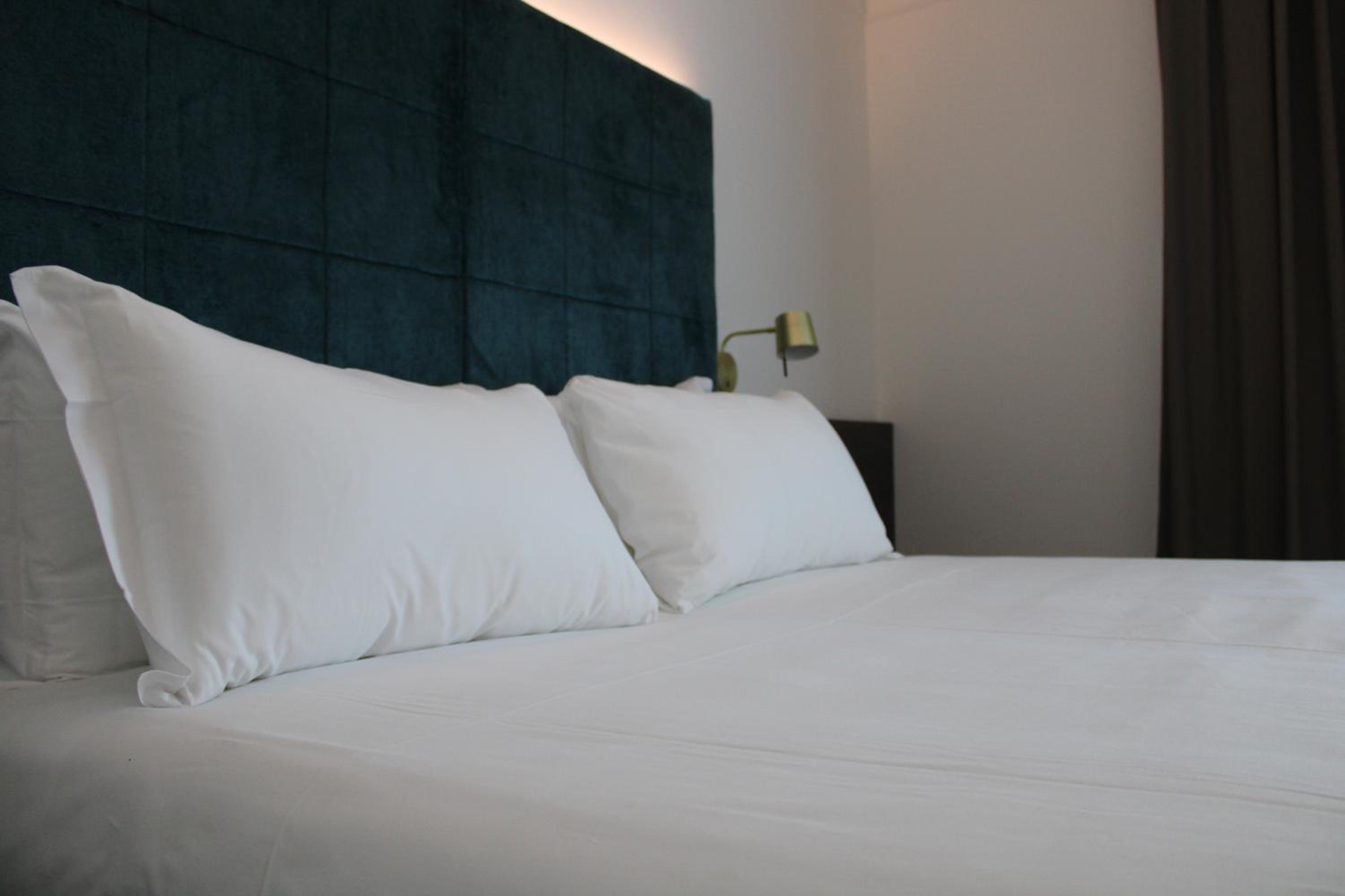 Executive Room - Photo 9