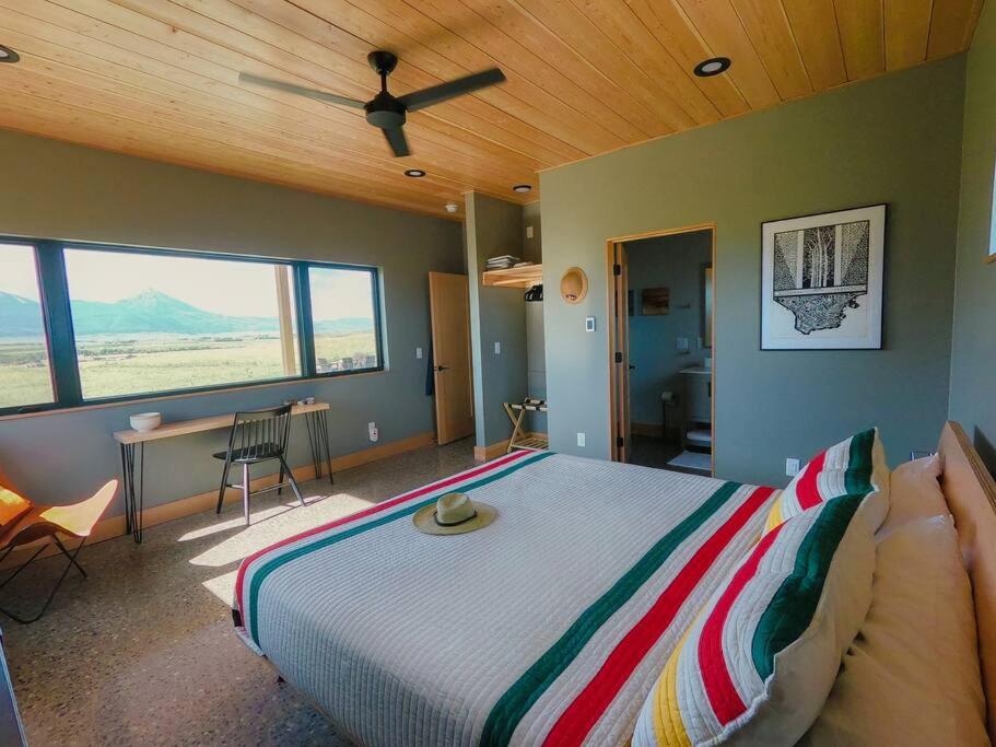 Four-Bedroom House photo 1