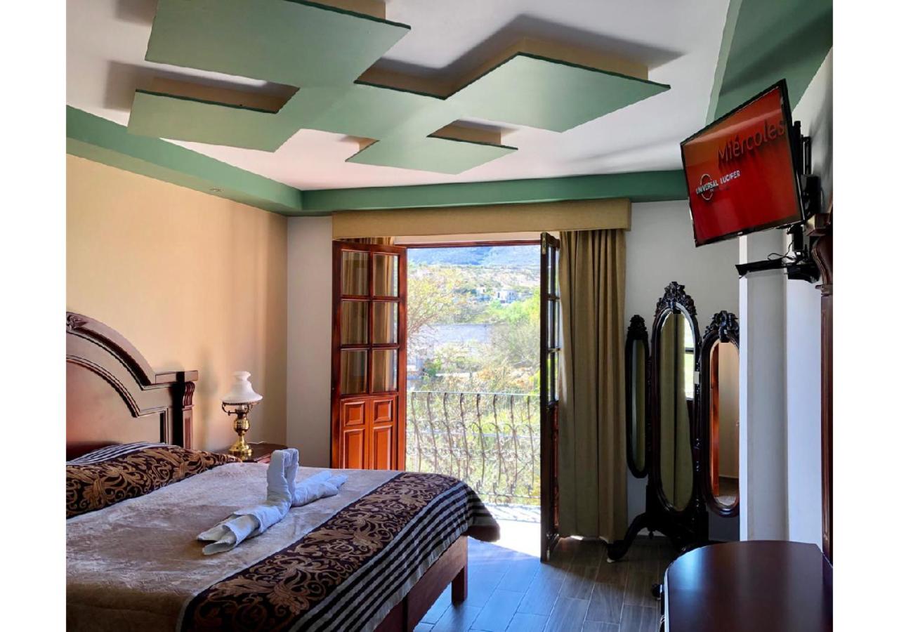 King Room with Mountain View photo 1