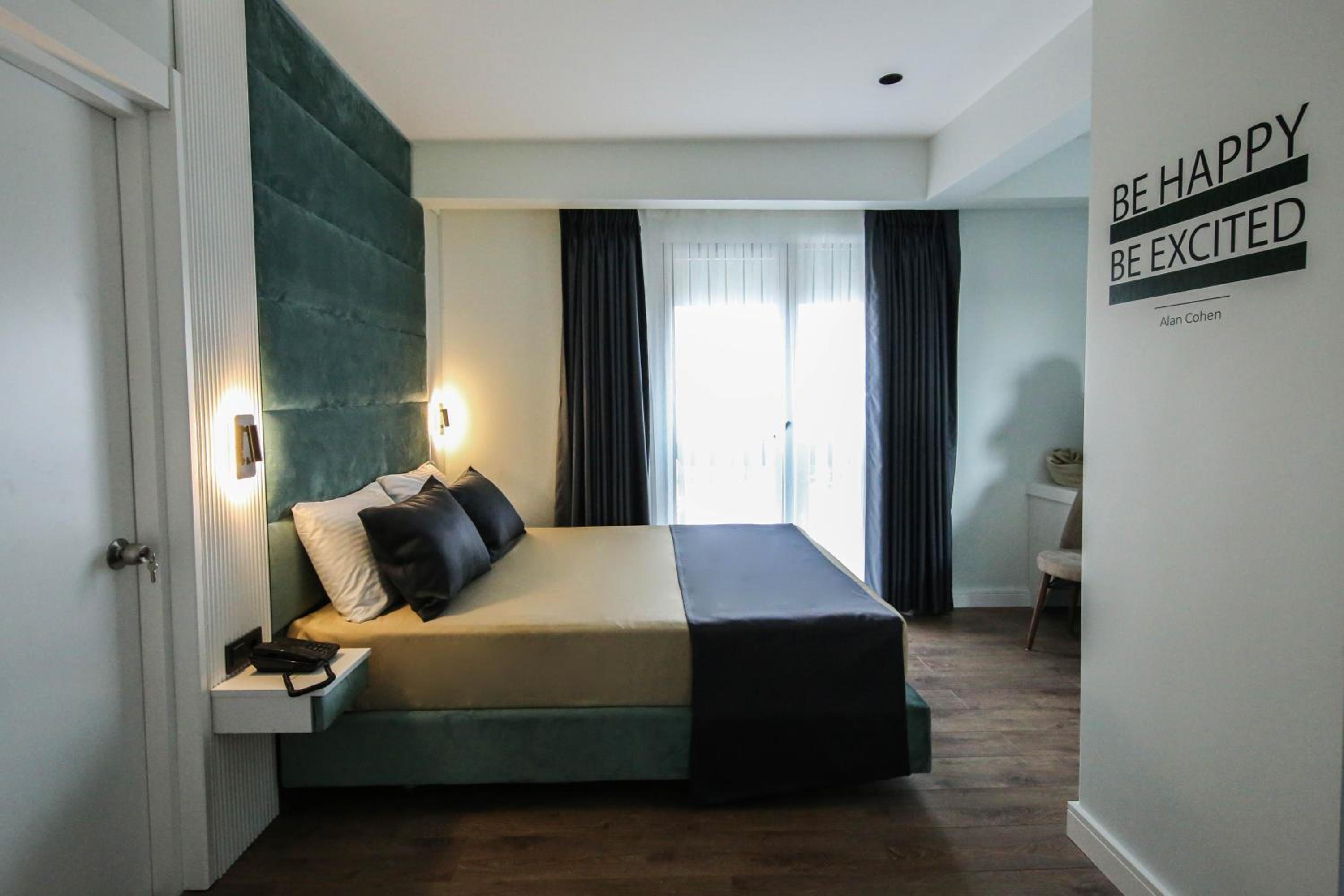 Superior Family Room