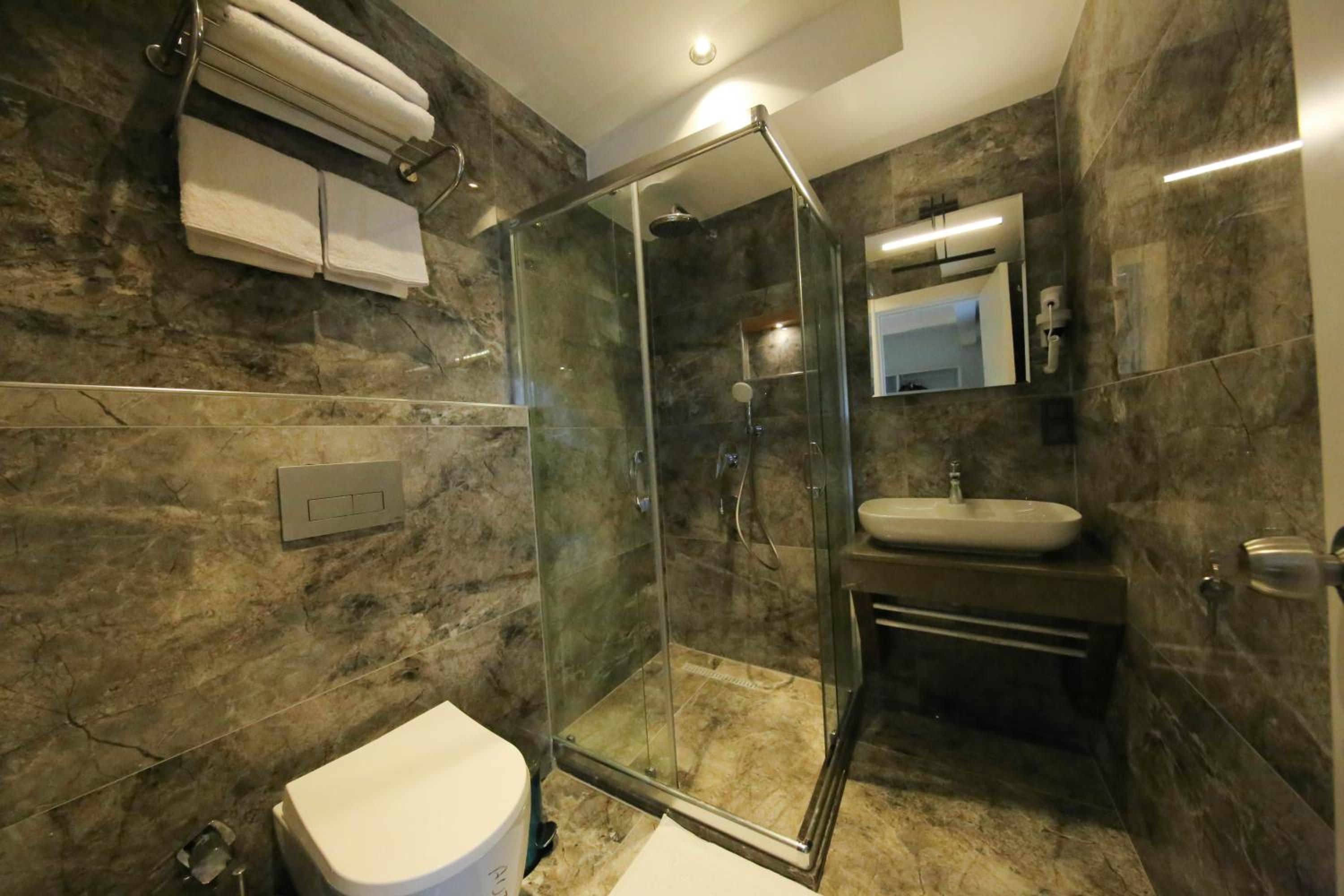 Superior Double Room - Photo 4