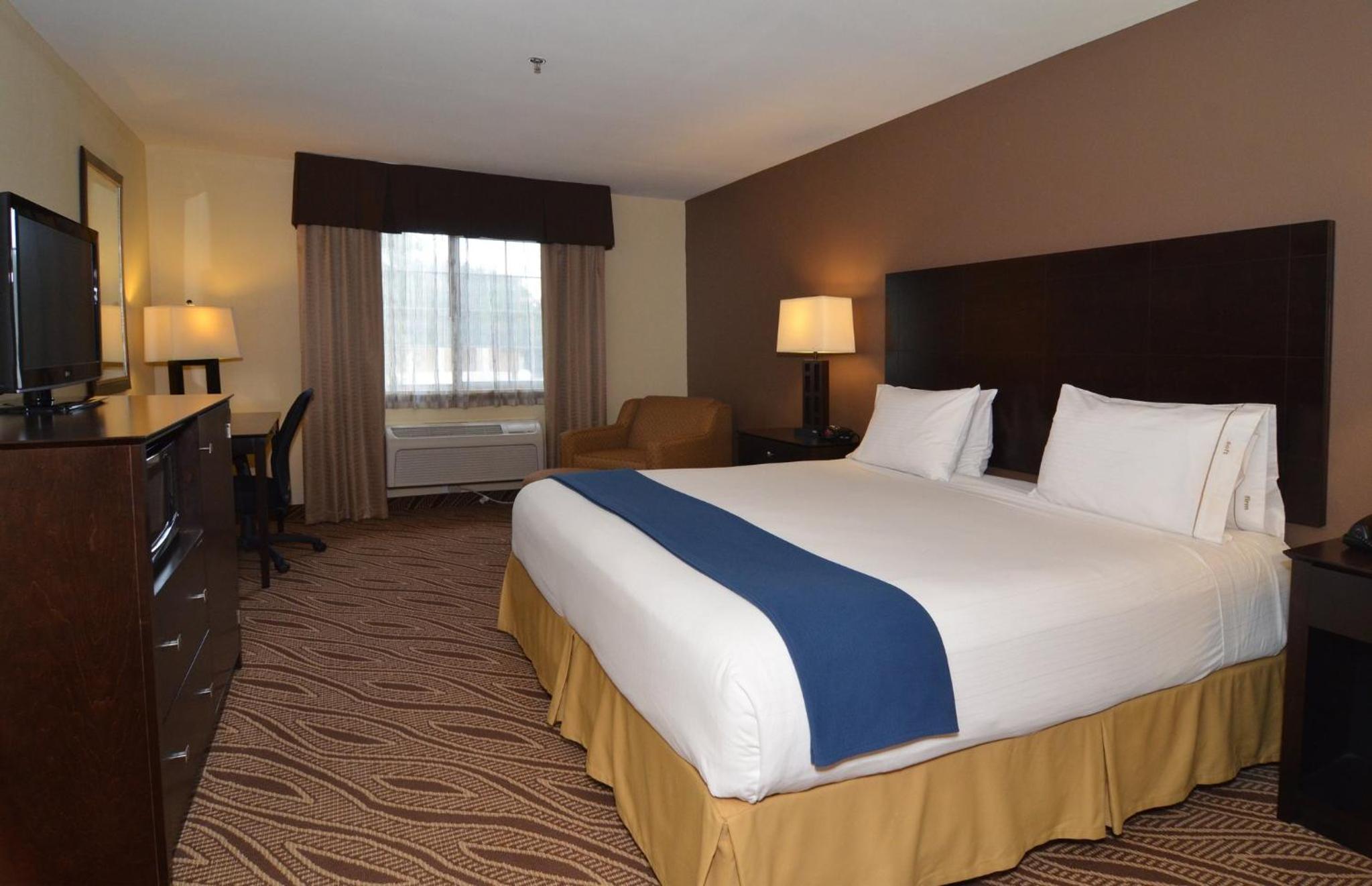 King Room - Mobility Access/Hearing Accessible photo 1
