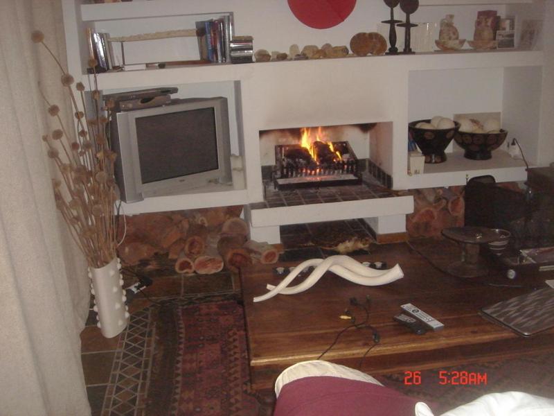 Three-Bedroom Apartment photo 2