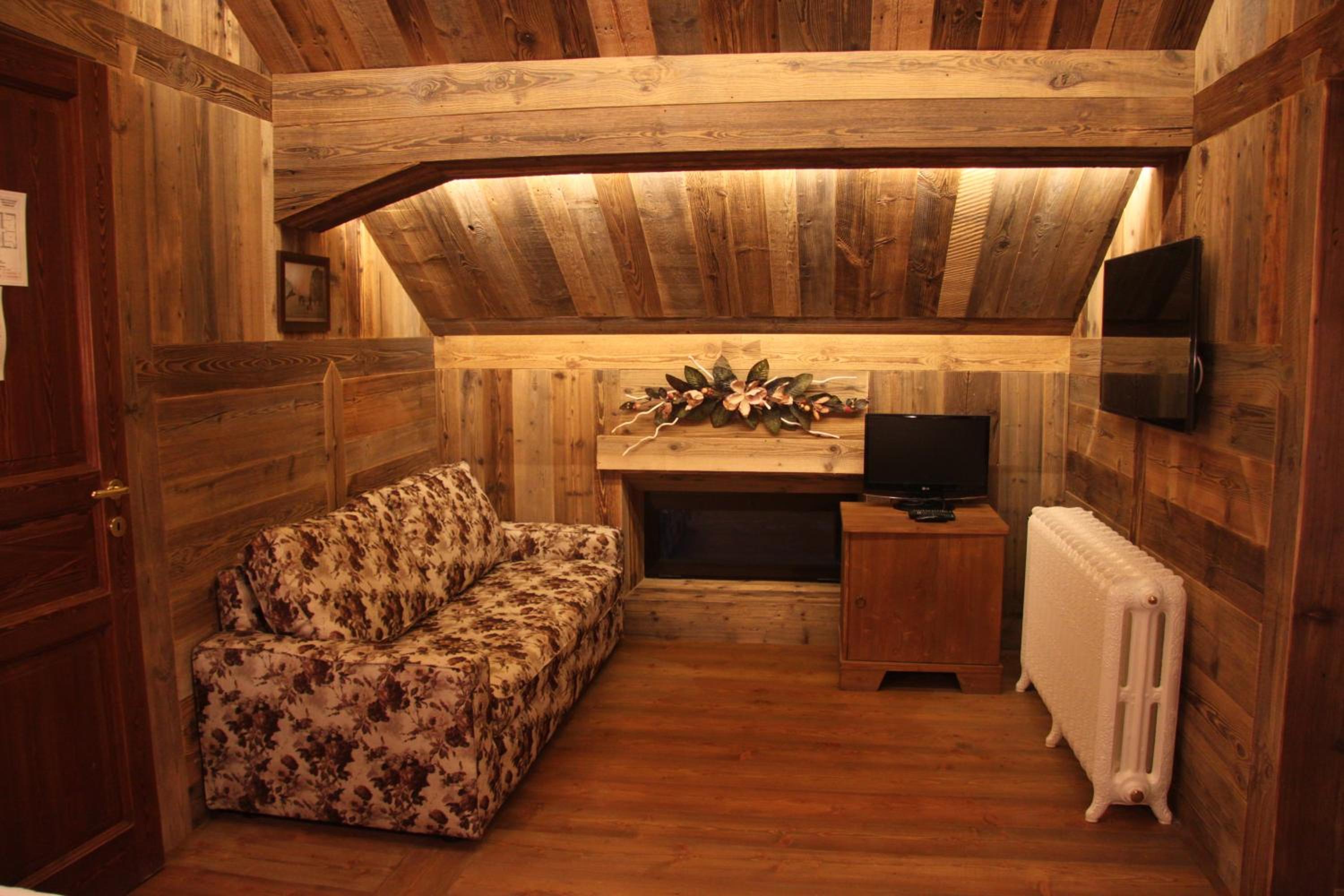 Exclusive Suite photo 2