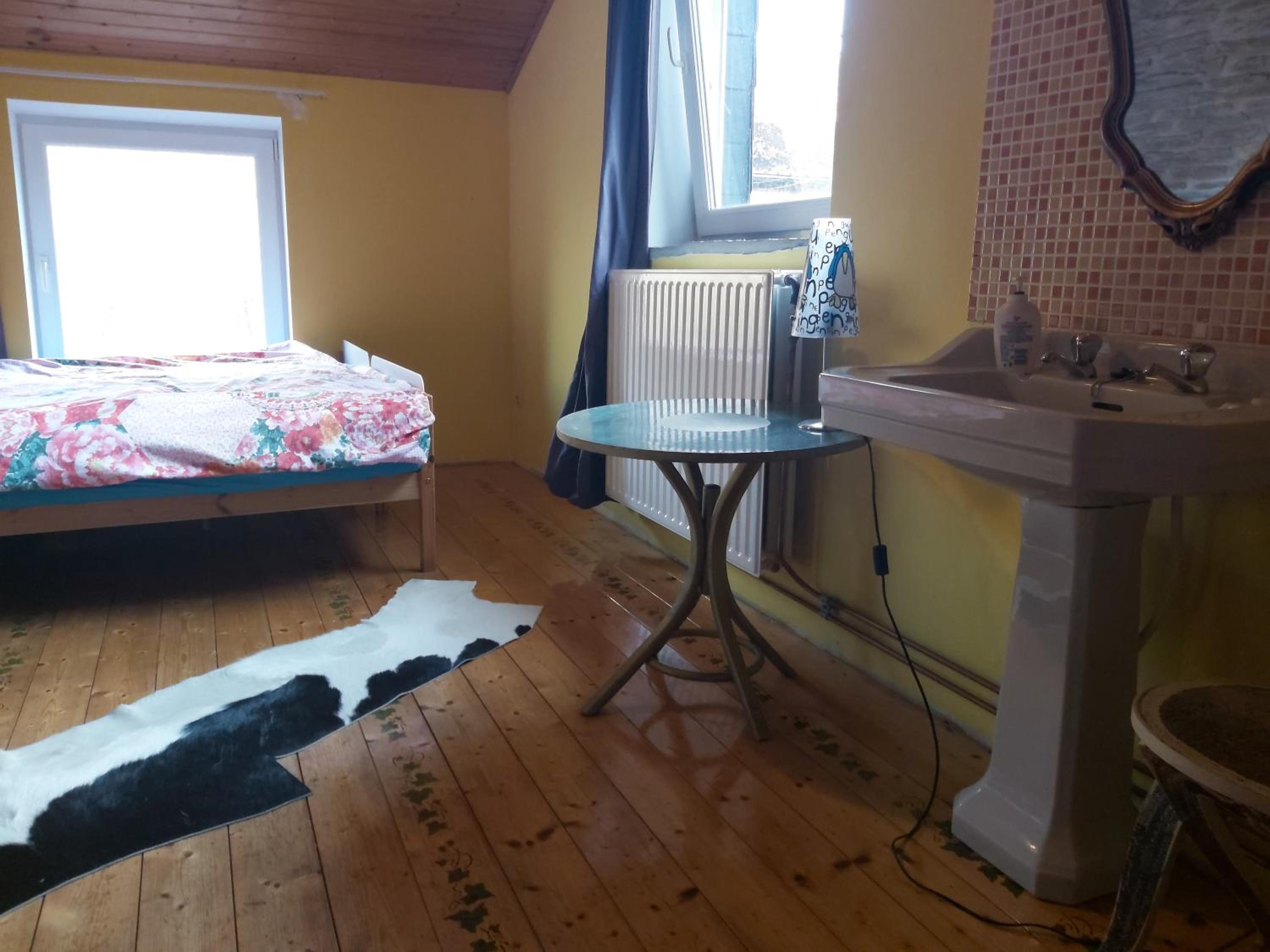 Three-Bedroom House photo 1
