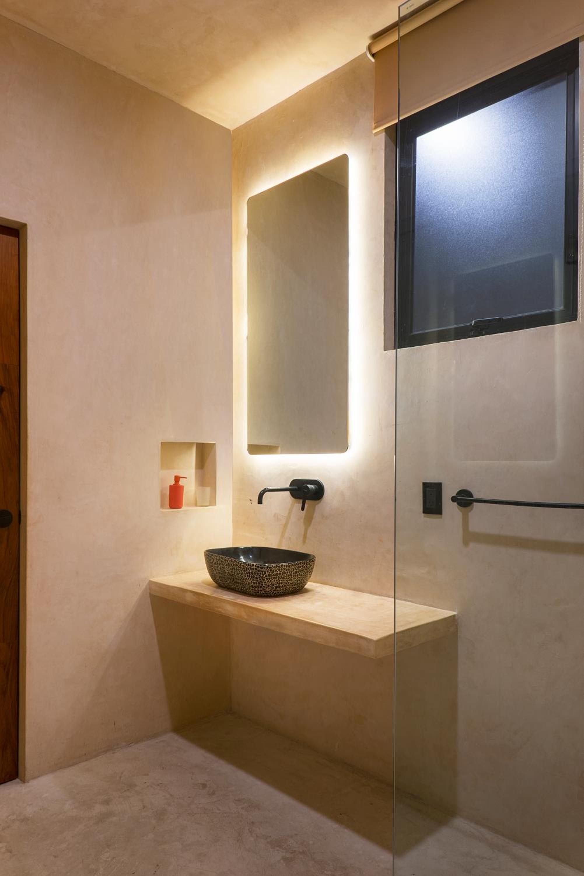 Suite with Private Pool - Photo 4