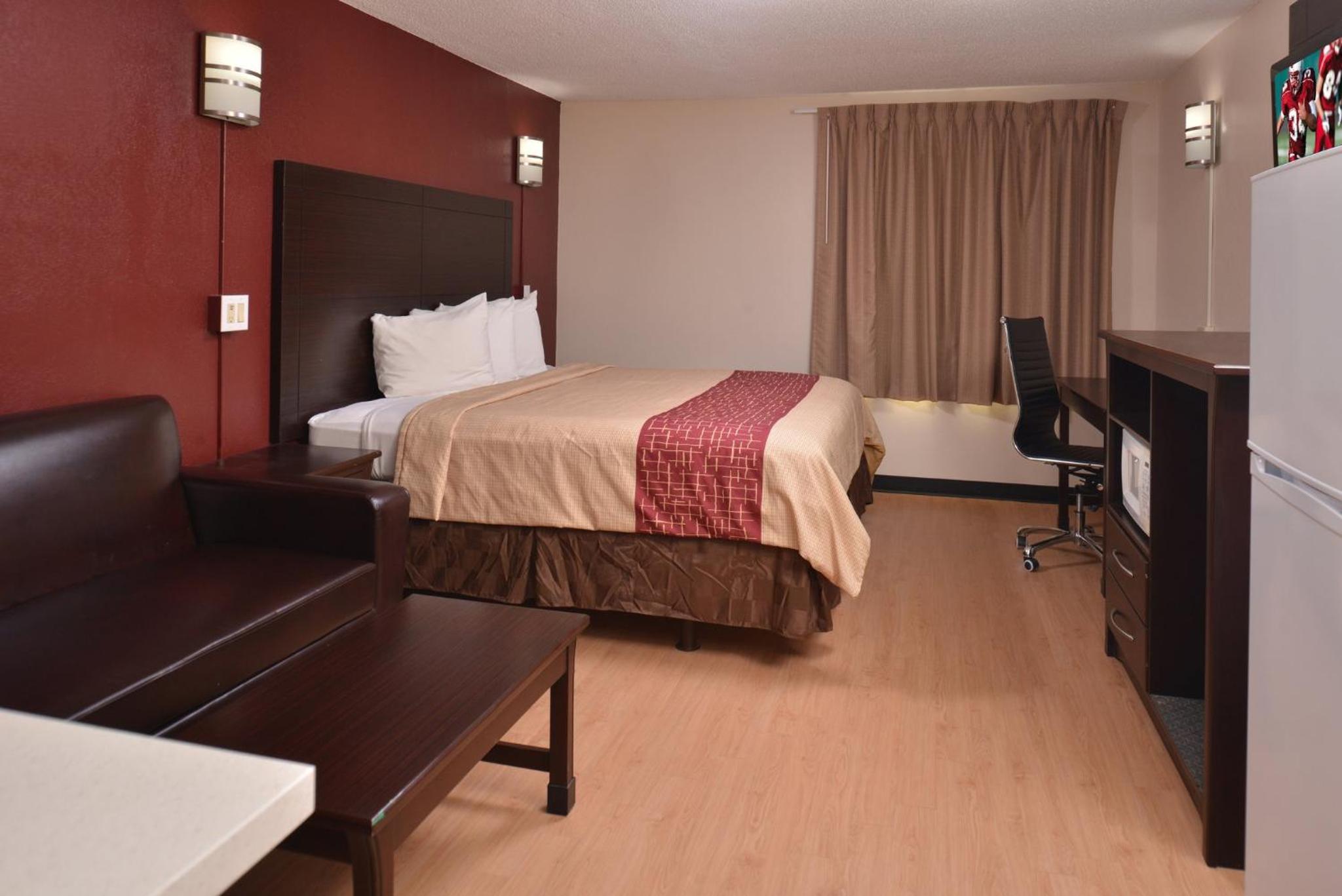 Superior King Room with Kitchenette Non-Smoking
