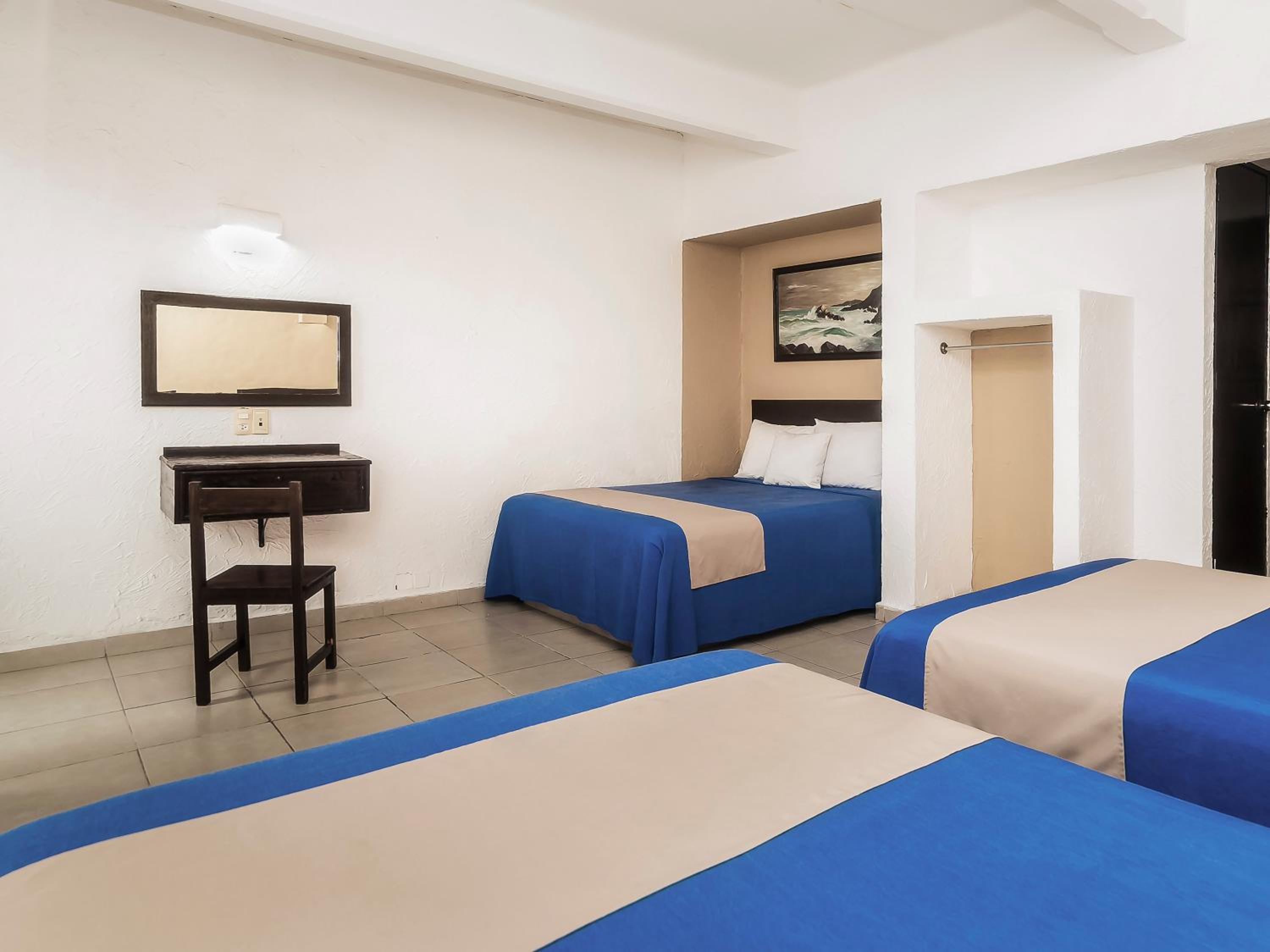 Standard Triple Room photo 3
