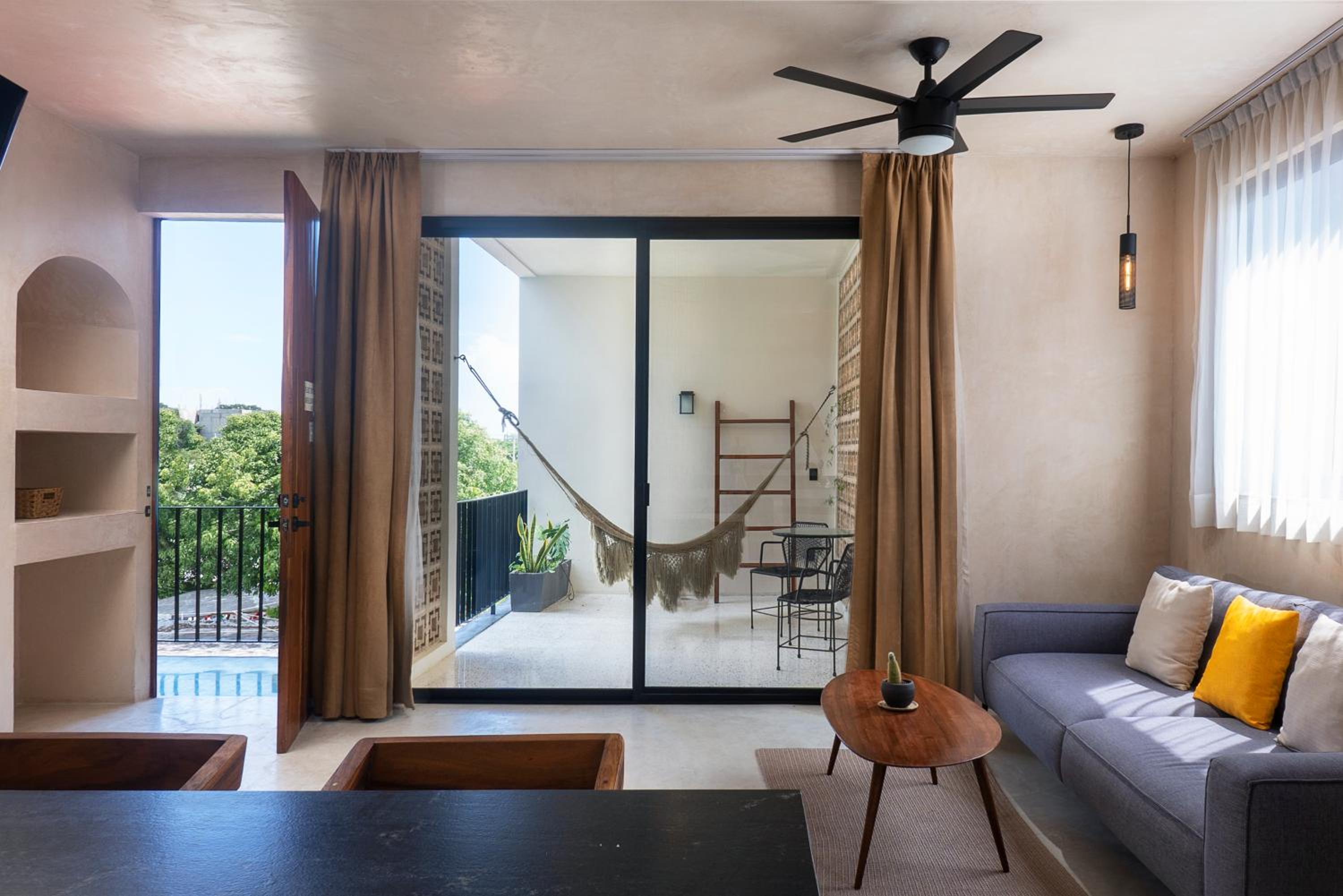 Apartment with Terrace - Photo 1