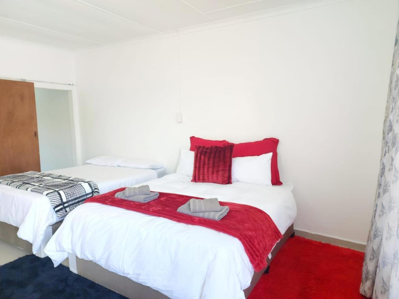 Deluxe Family Room - Photo 6