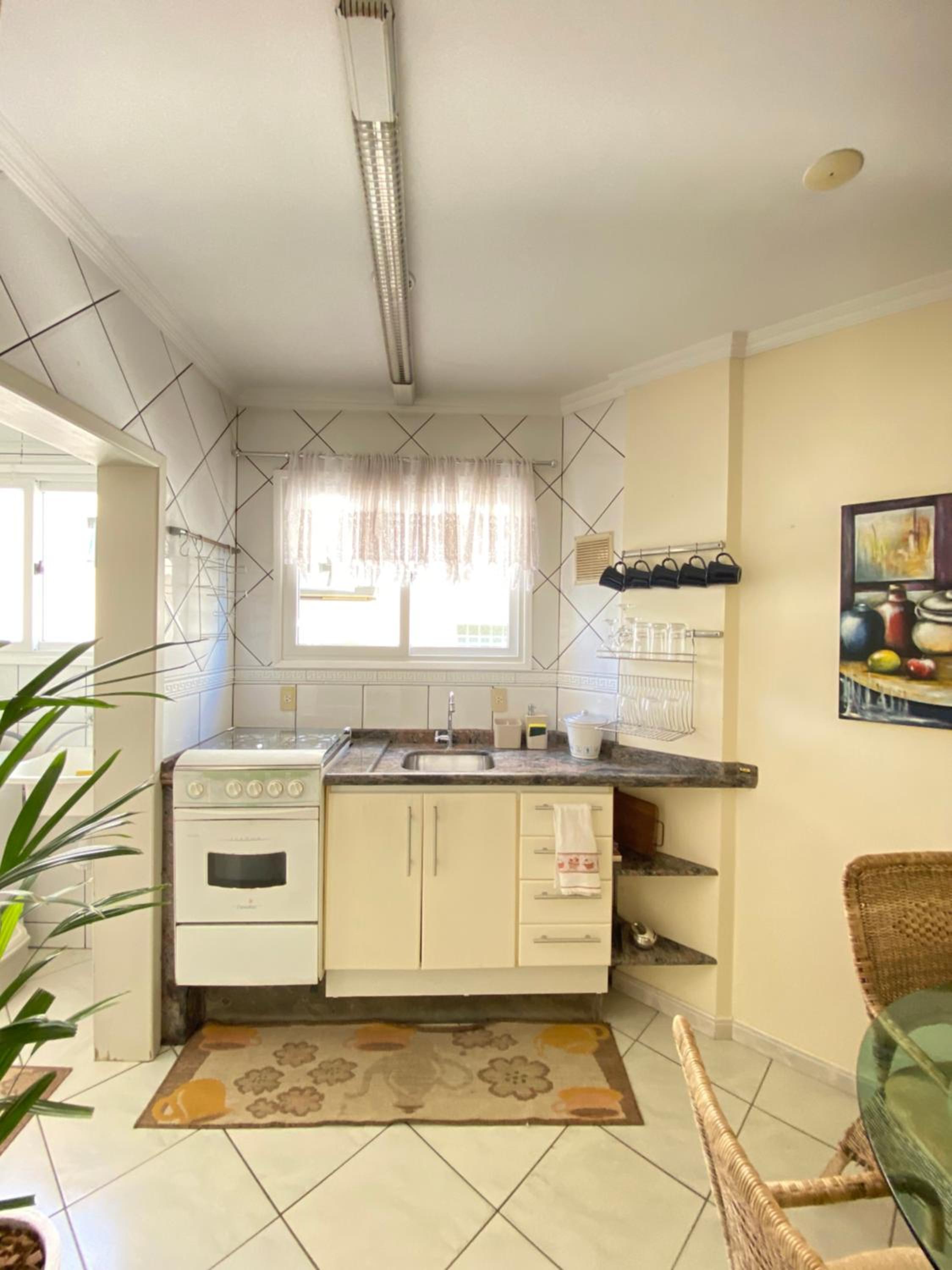 Two-Bedroom Apartment - Photo 7