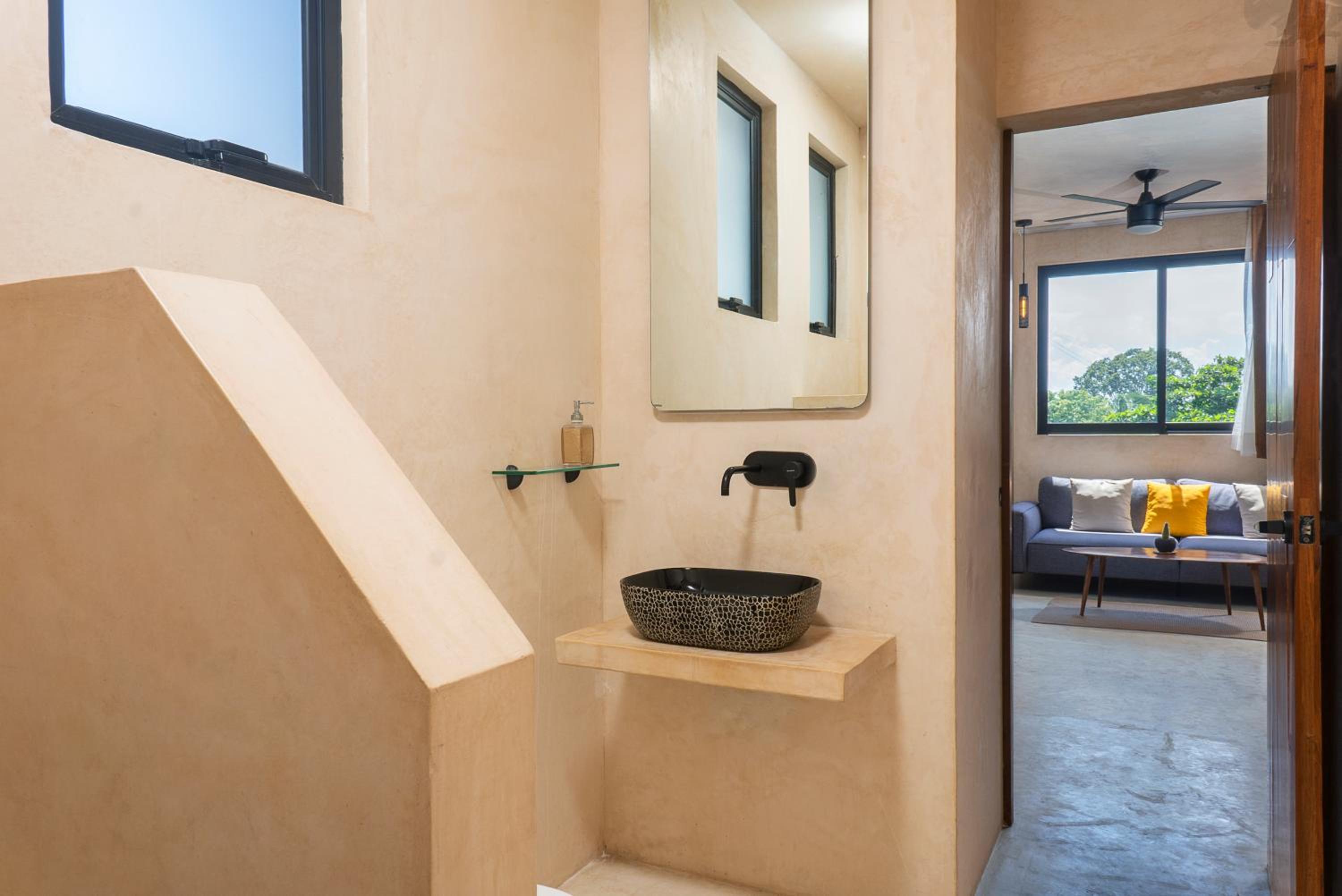 Apartment with Terrace - Photo 8