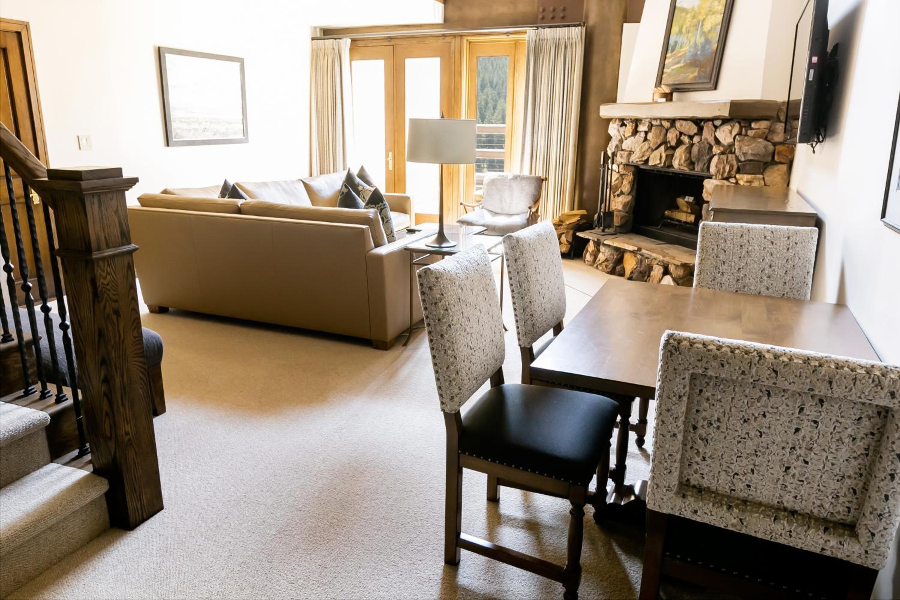 Sultan Two Bedroom Loft Suite - Photo 8