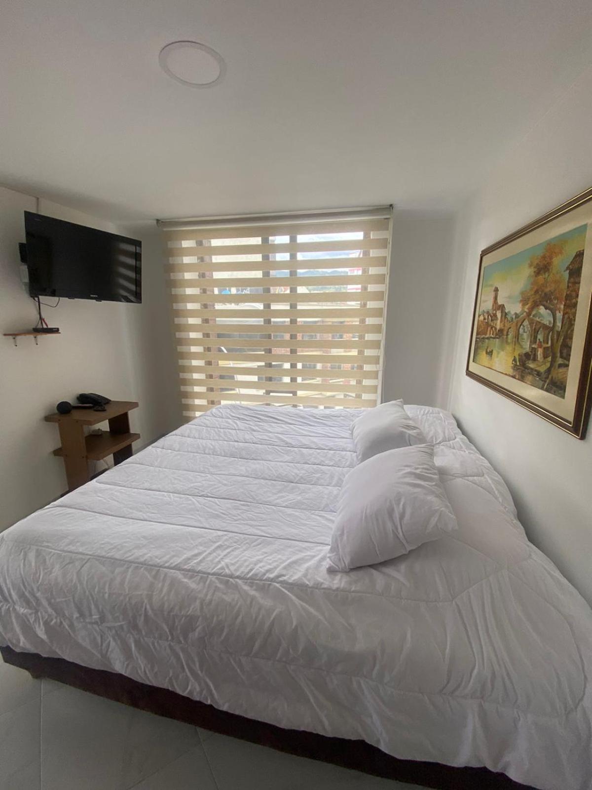 Deluxe Suite with Spa Bath photo 1