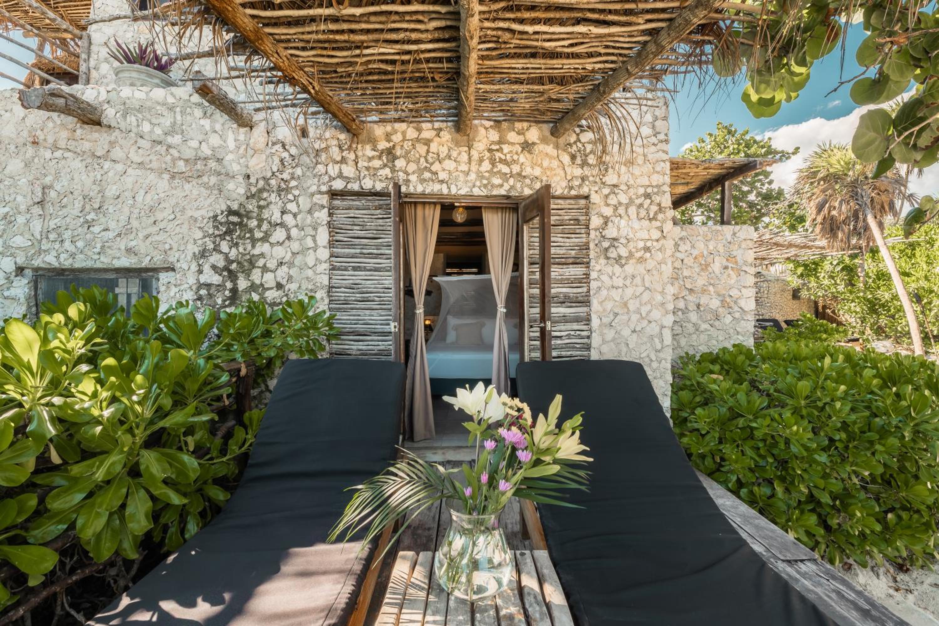 Double Room with Balcony and Sea View - Photo 5