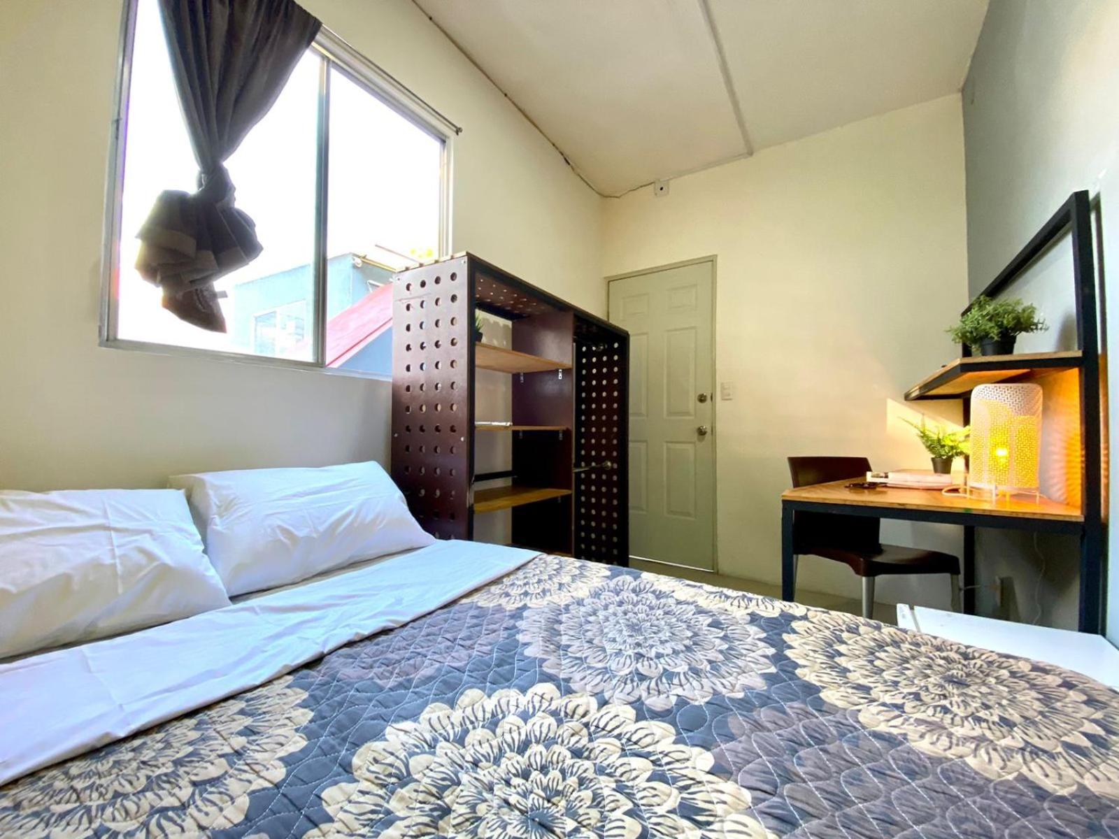 Queen Room - Photo 2