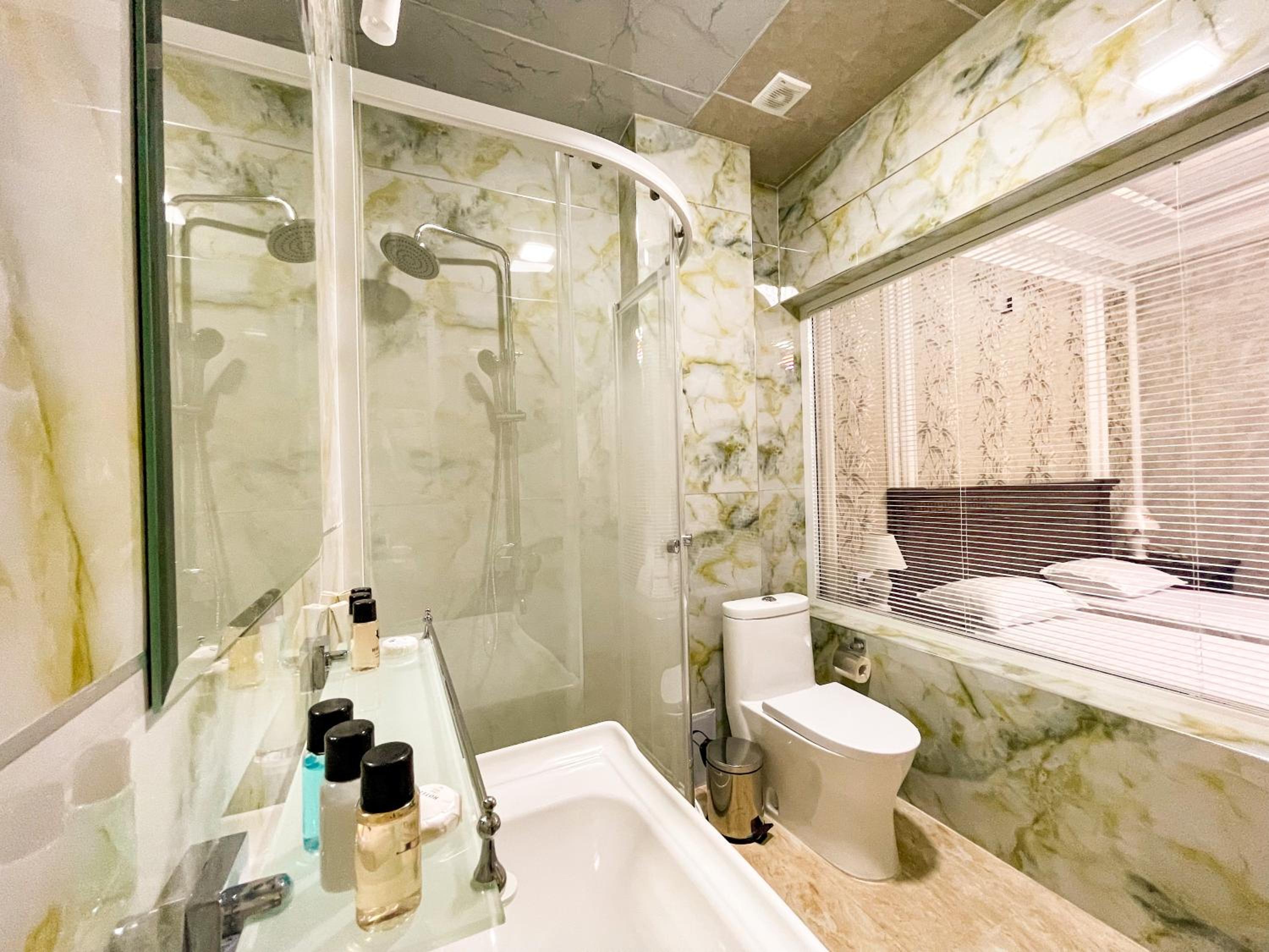 Standard Double Room - Photo 4